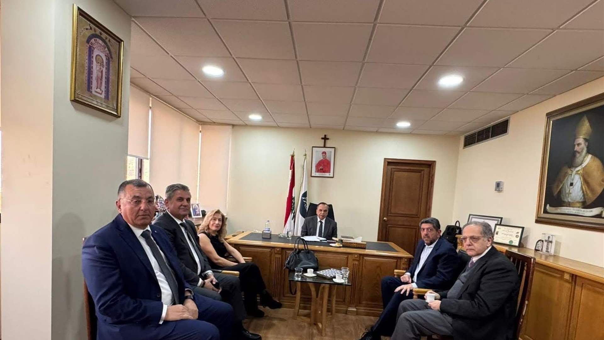 خلية الازمة في الرابطة المارونية تواكب حاجات القرى المسيحية الحدودية