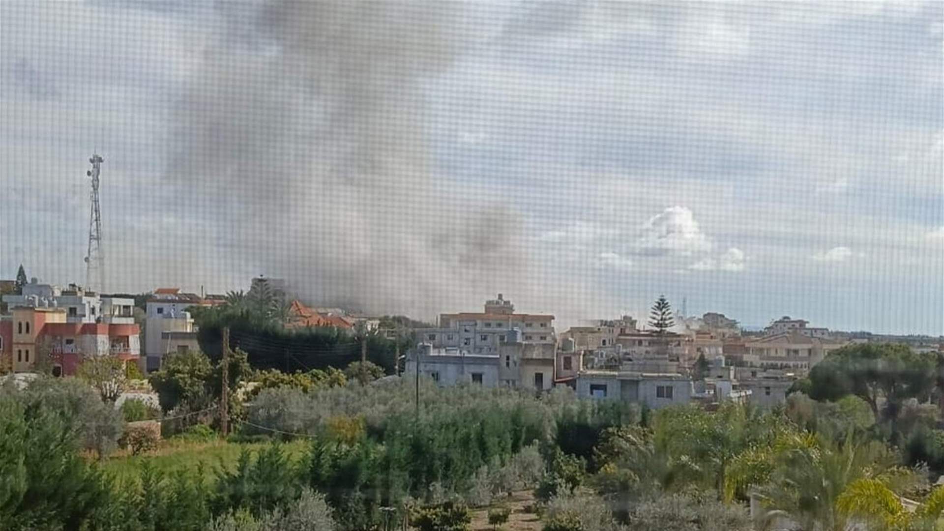 غارة استهدفت بلدة البيسارية قضاء صيدا