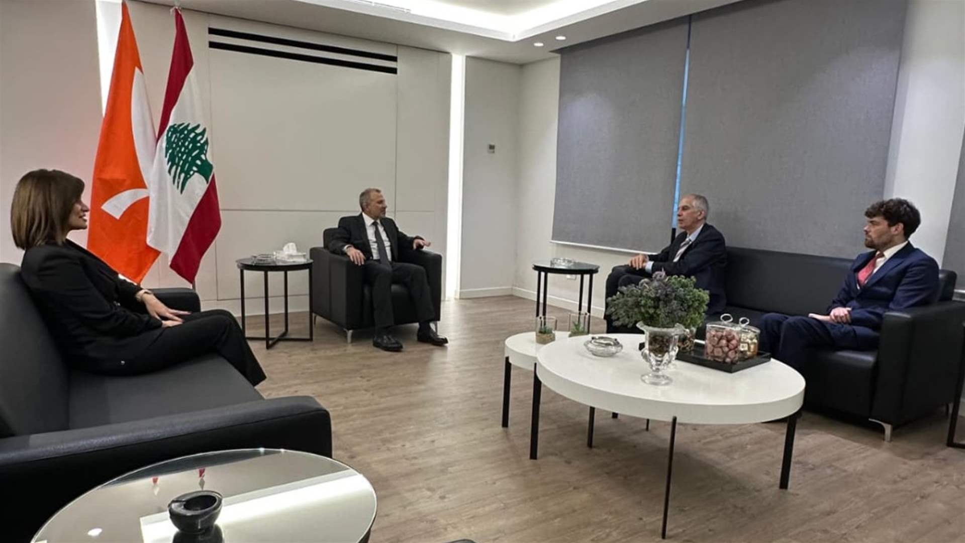 باسيل استقبل ماغرو وتأكيد على ضرورة وقف إطلاق النار وتفادي المزيد من التصعيد