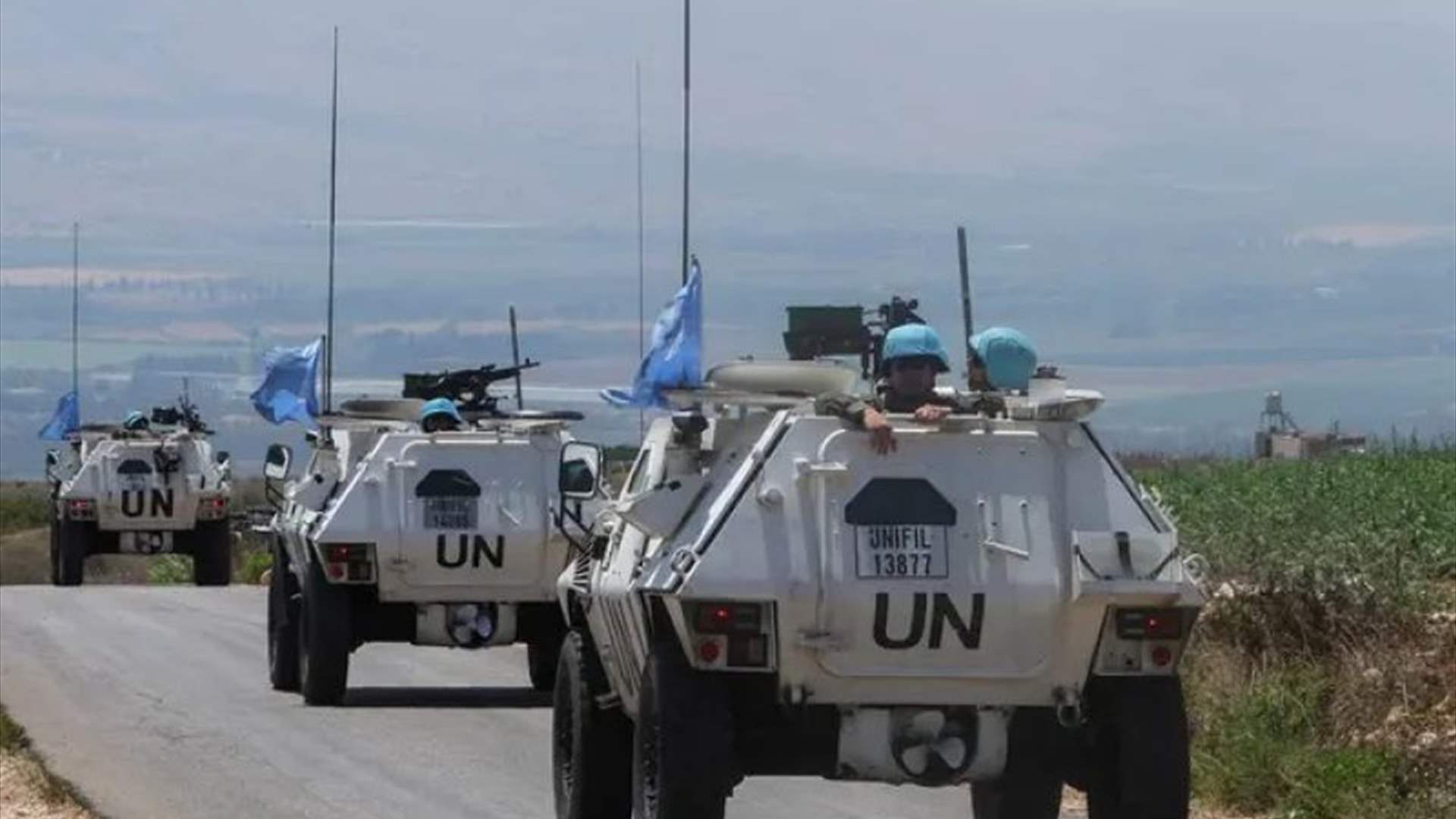 "اليونيفيل "تنتشل جثمانَي جنديين اندونيسيين قضيا على طريق مركبا- بني حيان