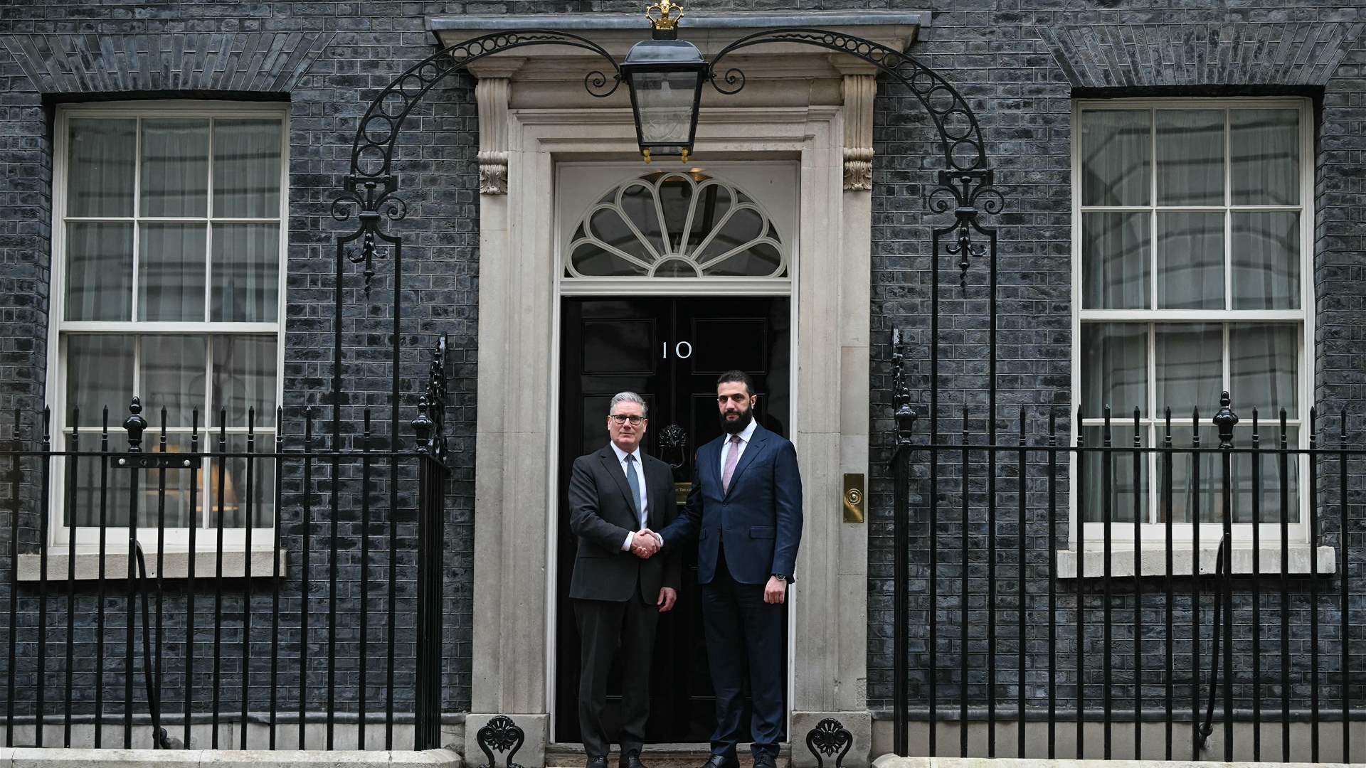 ستارمر بحث مع الشرع قضايا الهجرة وأمن الحدود 