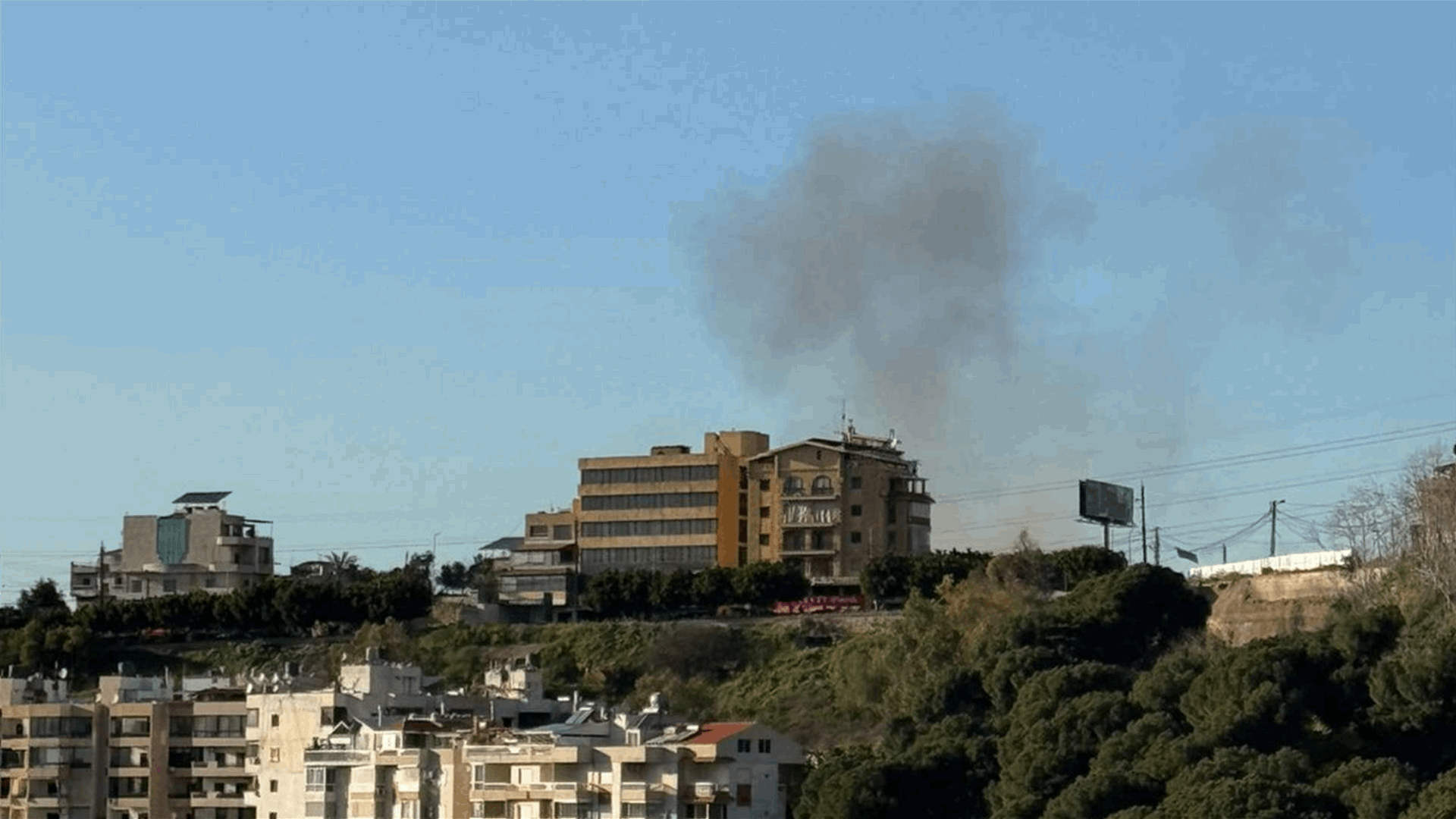 Preliminary reports: Israeli strike hits Mansourieh