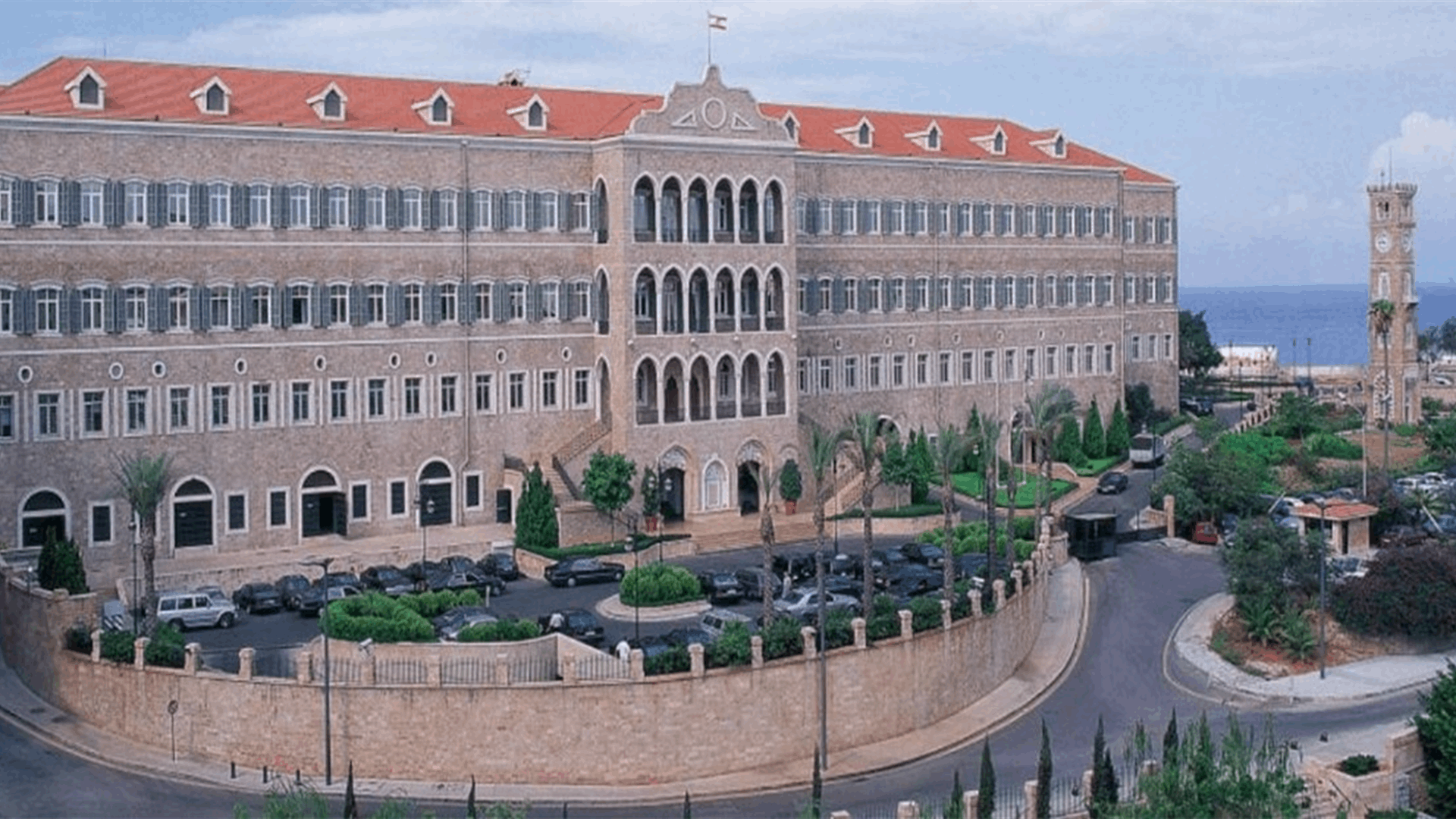 التئام جلسة لمجلس الوزراء في السرايا