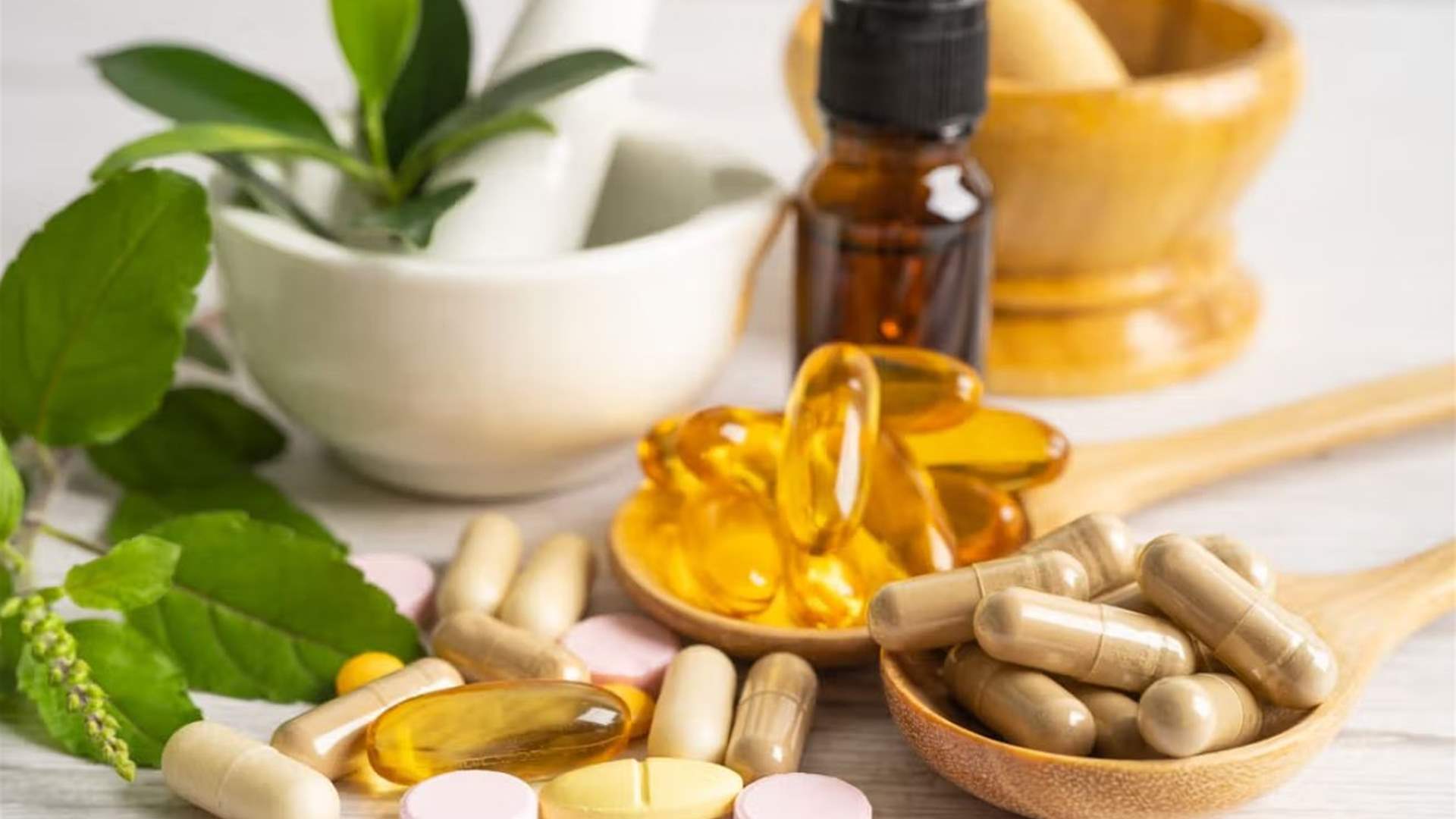 بين التسويق والحقيقة... دراسة حديثة تكشف الأسباب التي تجعل المكملات الغذائية أقل فعالية!