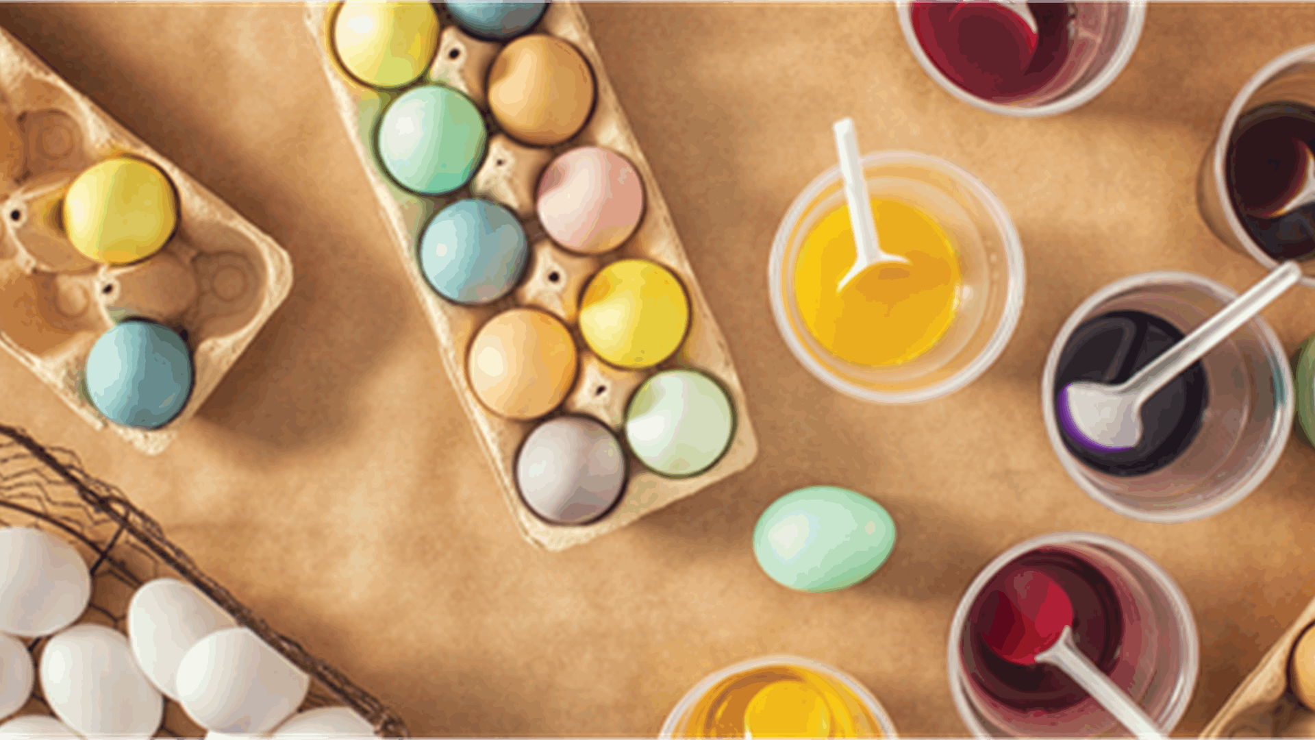 بدائل طبيعية لتلوين بيض الفصح… ألوان من المطبخ بدل المواد الصناعية