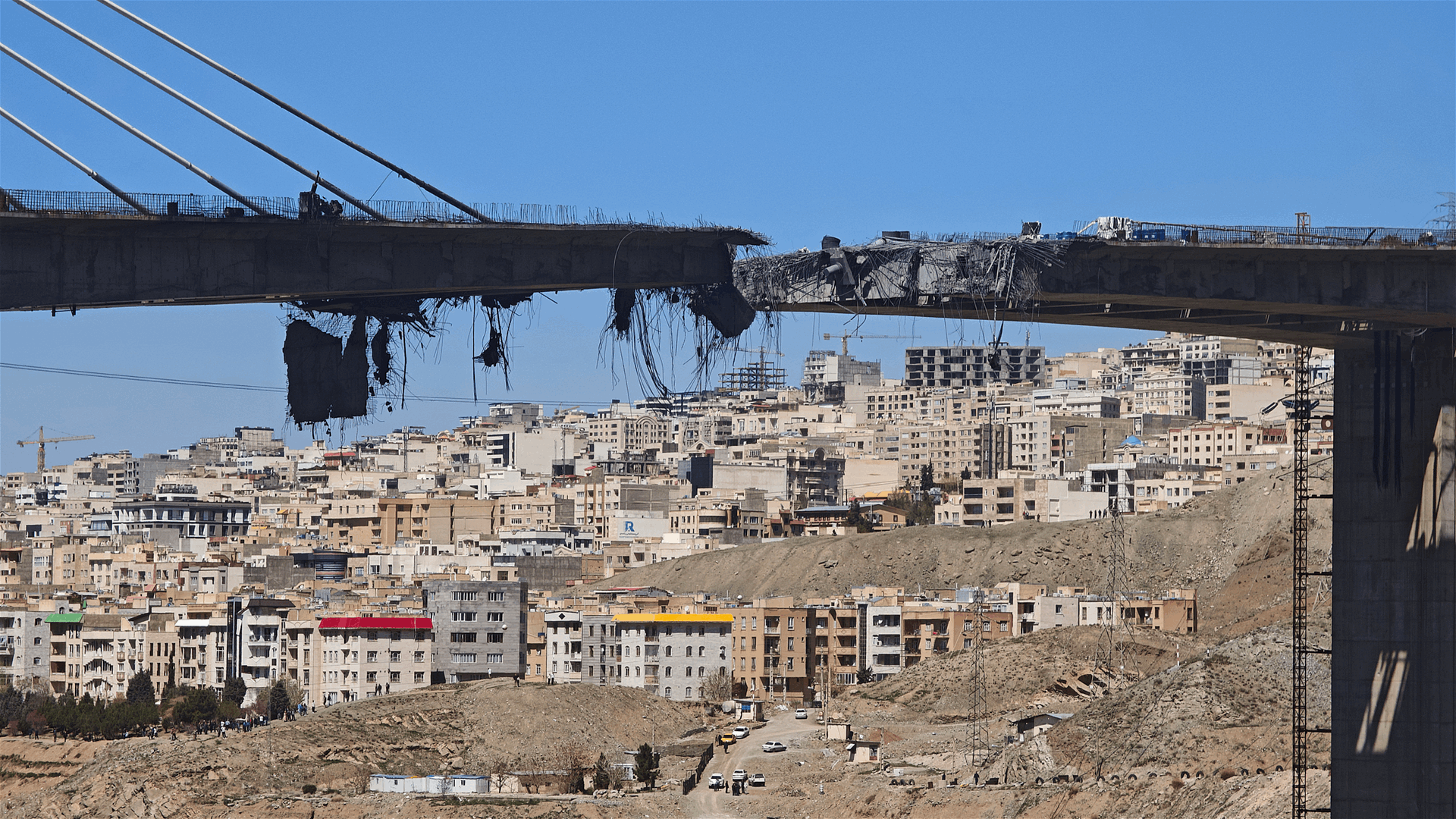 Shifting narratives: How war objectives evolve over time