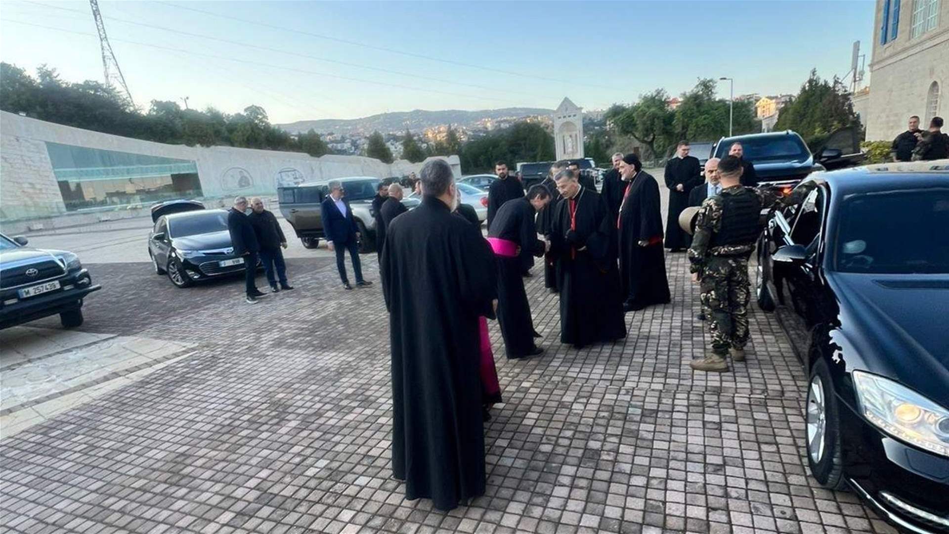 انطلاق البطريرك الراعي والوفد المرافق في جولة رجاء وثبات إلى جنوب لبنان