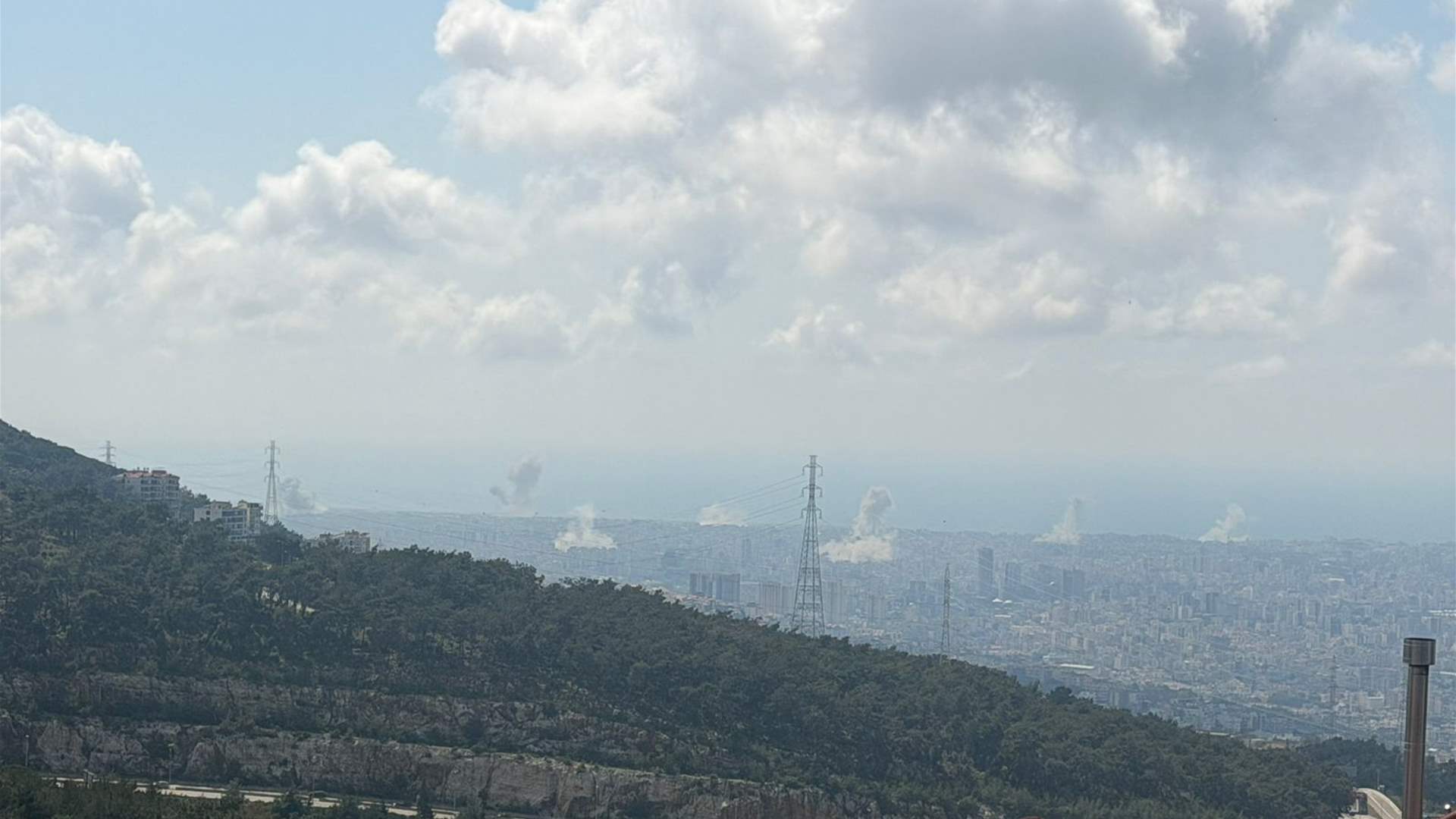 Over 20 Israeli warplanes over Lebanon as authorities urge caution: Sources to LBCI 