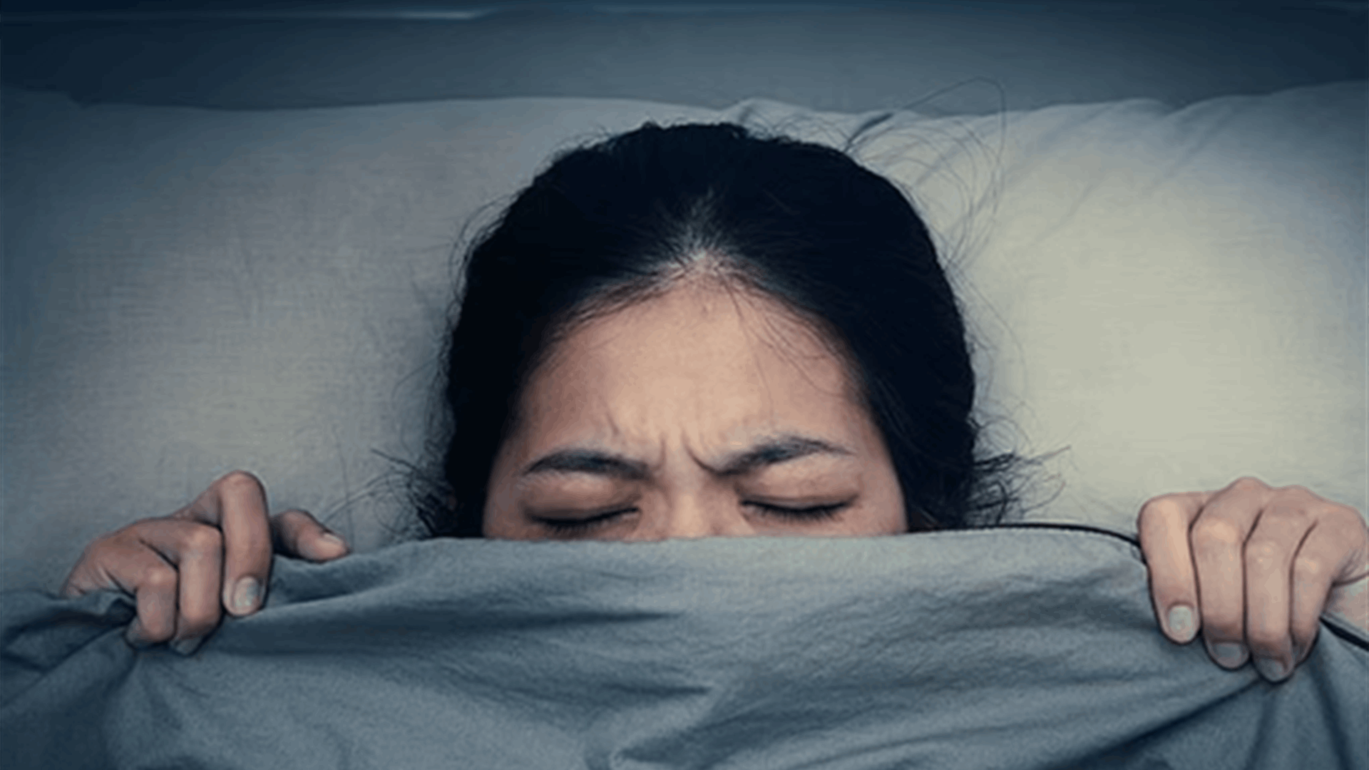 التعرض المستمر للأخبار الصادمة يضغط الجهاز العصبي…إليك هذه الخطوات الضرورية لاستعادة التوازن