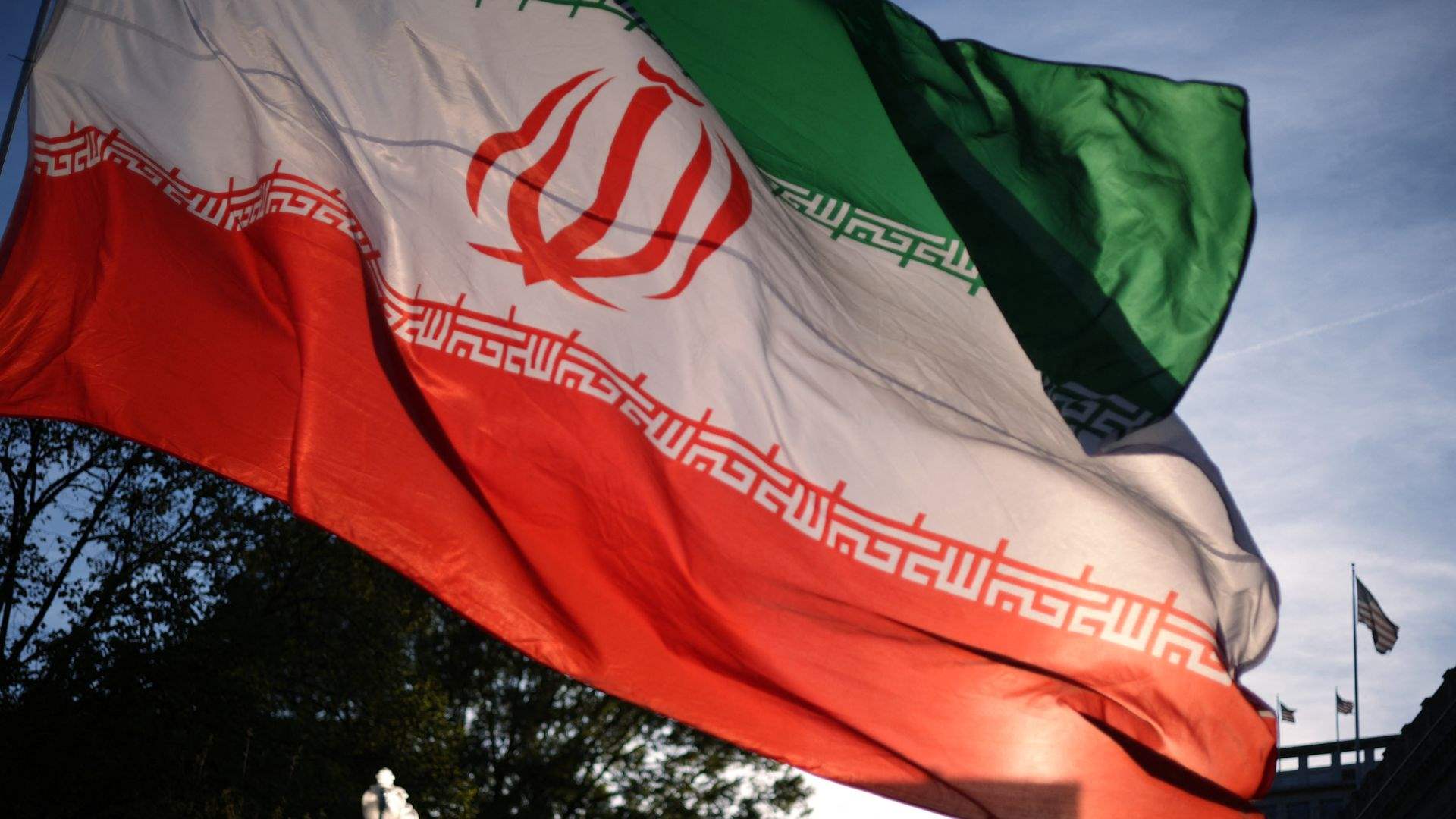 Iran Guards say will deal 'severely' with military ships transiting Strait of Hormuz