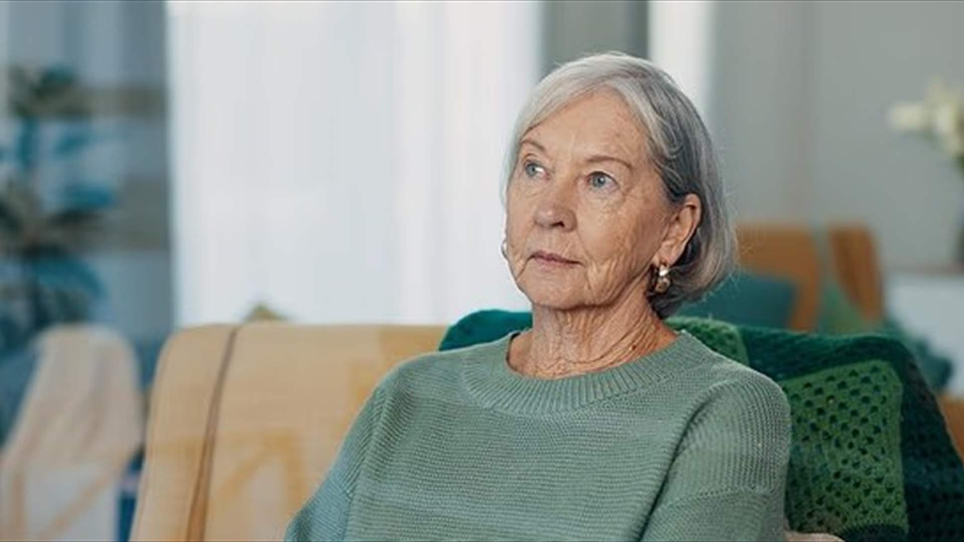 دراسة جديدة تثير القلق… علاقة بين هشاشة العظام وجين مرض ألزهايمر لدى النساء وهذه التفاصيل