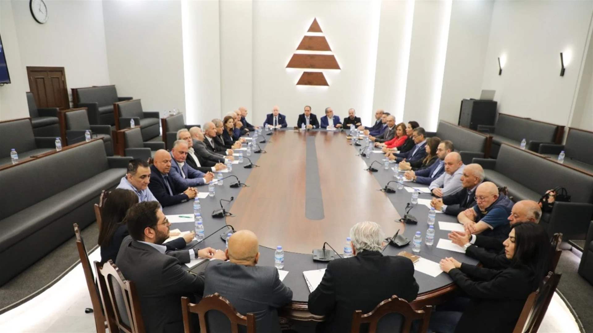 الكتائب: التفاوض المباشر هو السبيل الوحيد لإنهاء عقود من الحروب