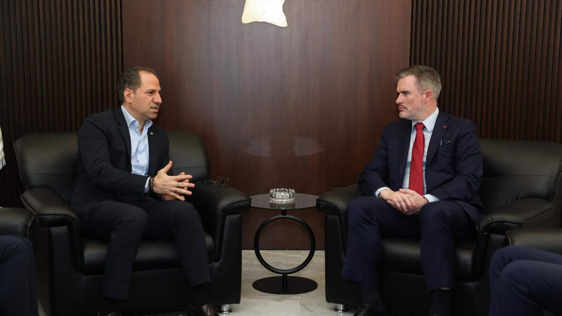 سامي الجميّل استقبل سفير كندا وأكد دعم المسار التفاوضي الذي تنتهجه الدولة اللبنانية 