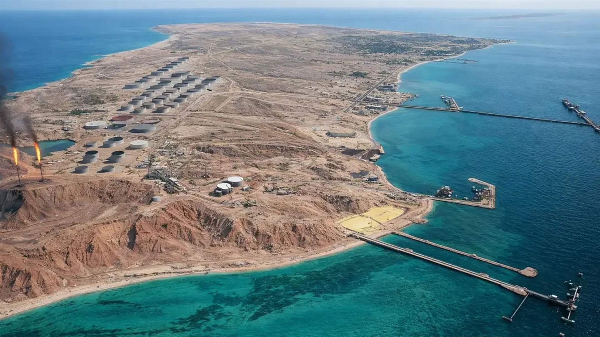 ترامب يرفض خطة للسيطرة على جزيرة خرج خشية خسائر بشرية كبيرة