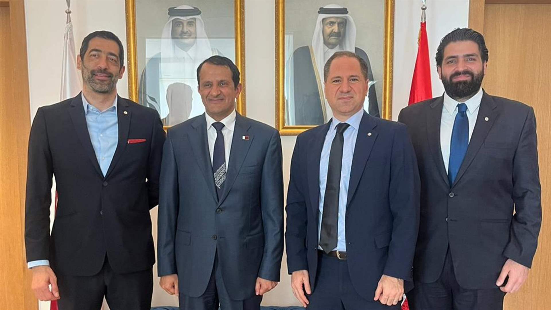  وفد من الكتائب زار السفير القطري