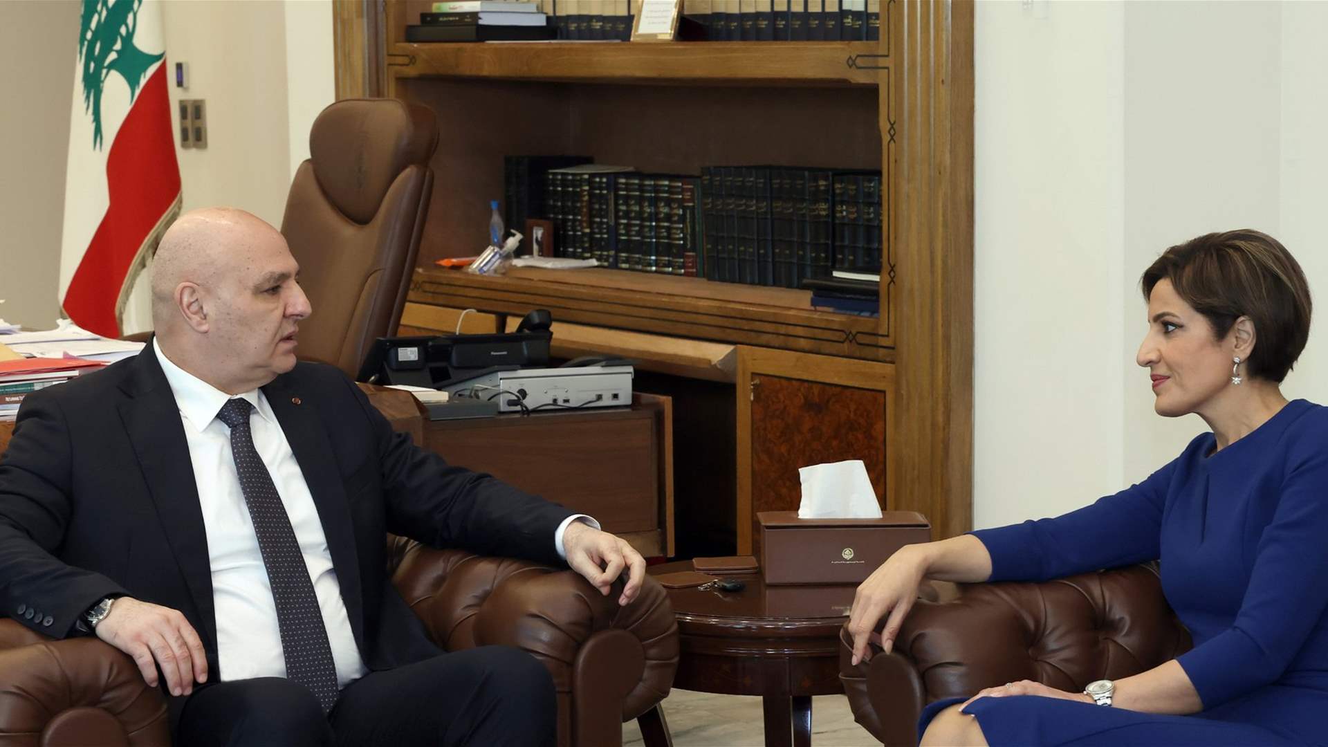 وزيرة البيئة تعرض تقرير الأثر البيئي للاعتداءات الإسرائيلية على الرئيس عون