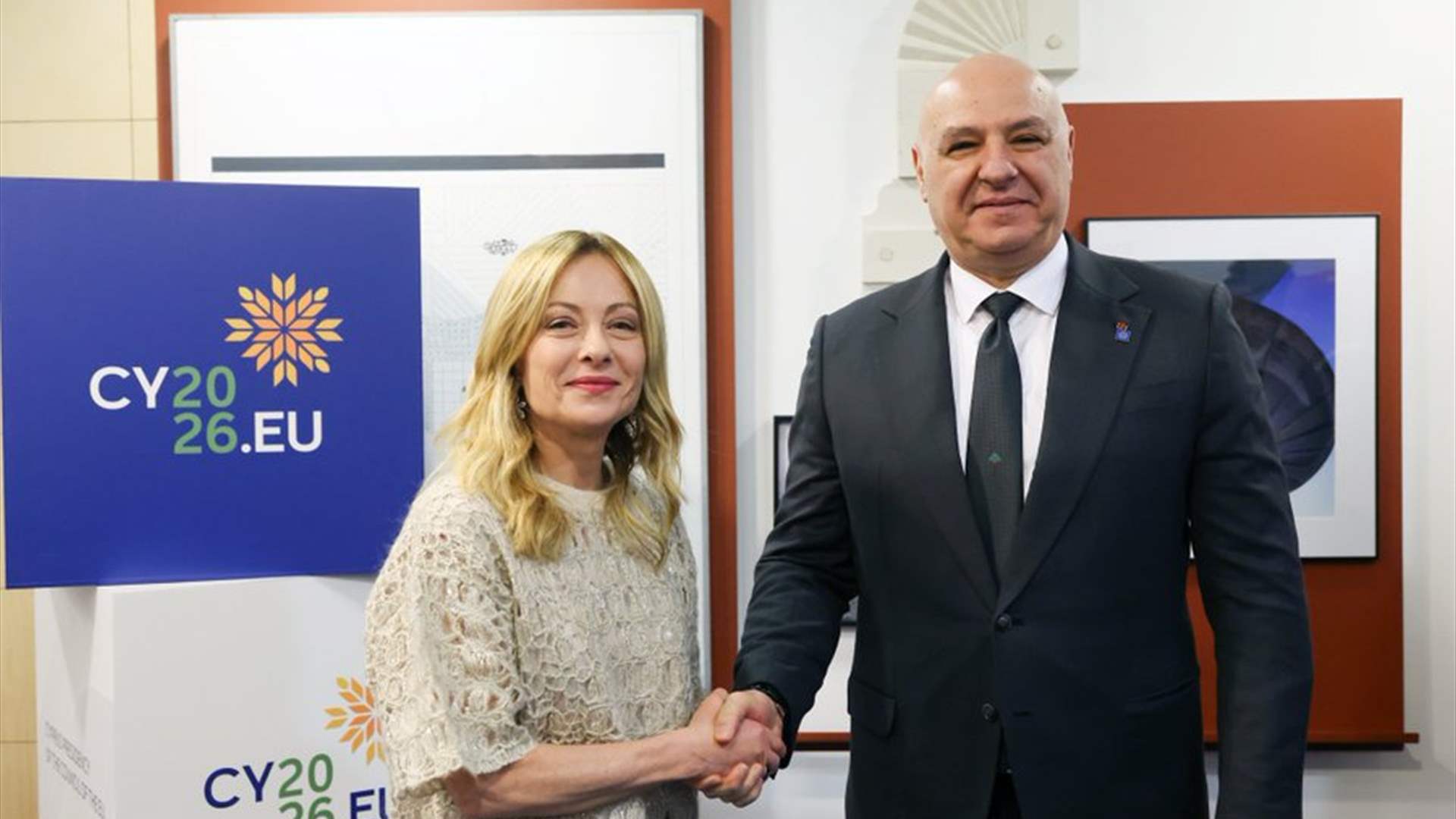 الرئيس جوزاف عون استهلّ لقاءاته في نيقوسيا باجتماع مع رئيسة وزراء إيطاليا جورجيا ميلوني تمت خلاله مناقشة الأوضاع الراهنة في لبنان في ضوء التطورات الأخيرة إضافة إلى العلاقات اللبنانية الإيطالية وسبل تطويرها في المجالات كافة