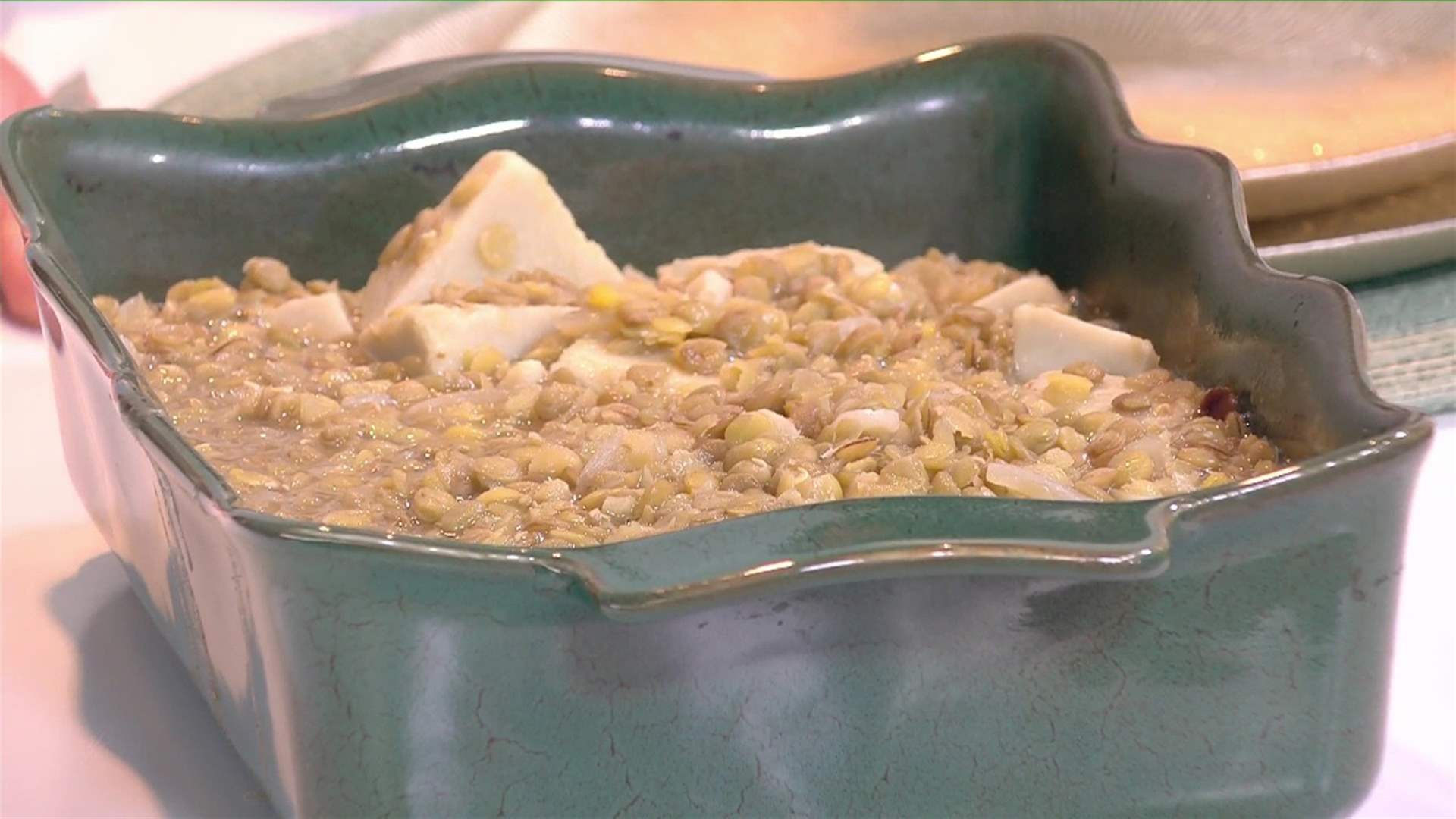 قلقاس البحر بطريقتين مختلفتين... إليكم طريقة التحضير مع الشيف فادي زغيب (فيديو)