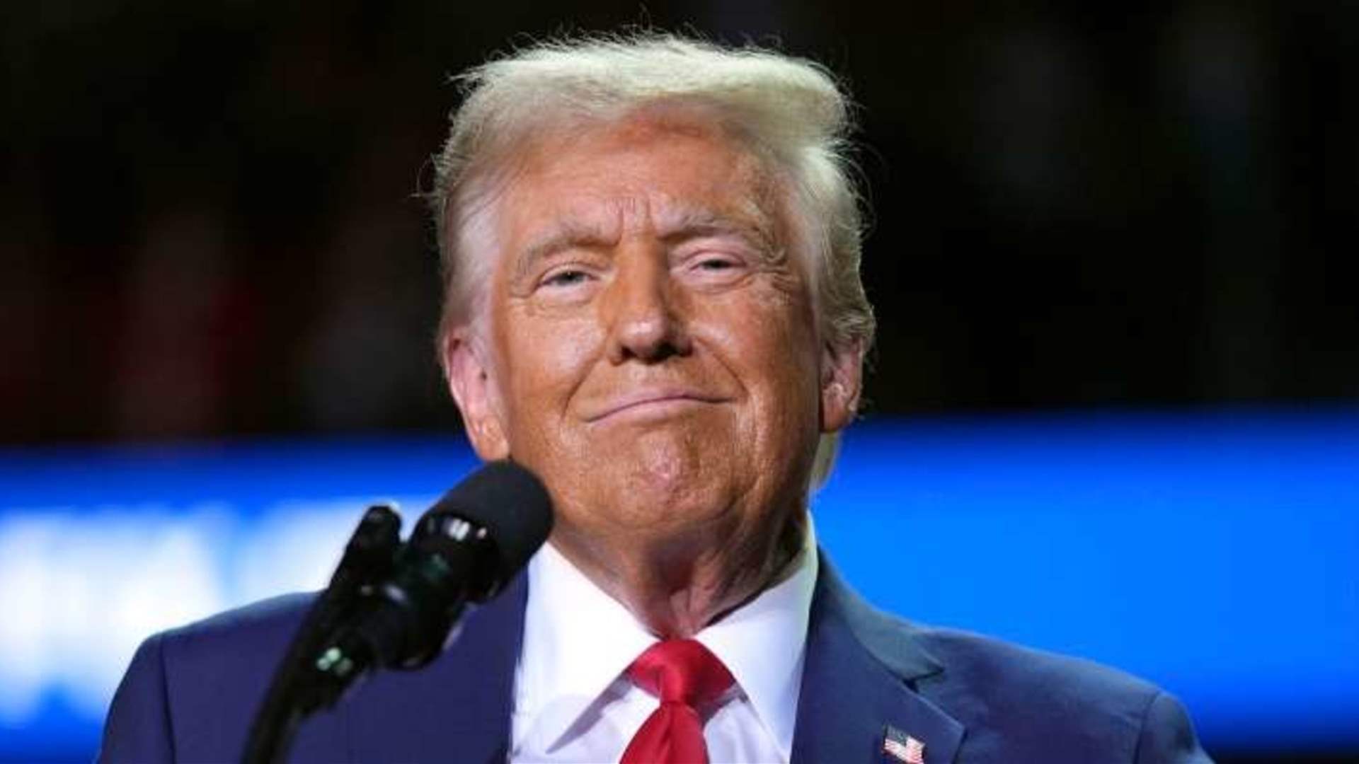  جوازات سفر أميركية جديدة ستصدر لمناسبة الذكرى الـ250 لإعلان استقلال الولايات المتحدة... وصورة ترامب عليها