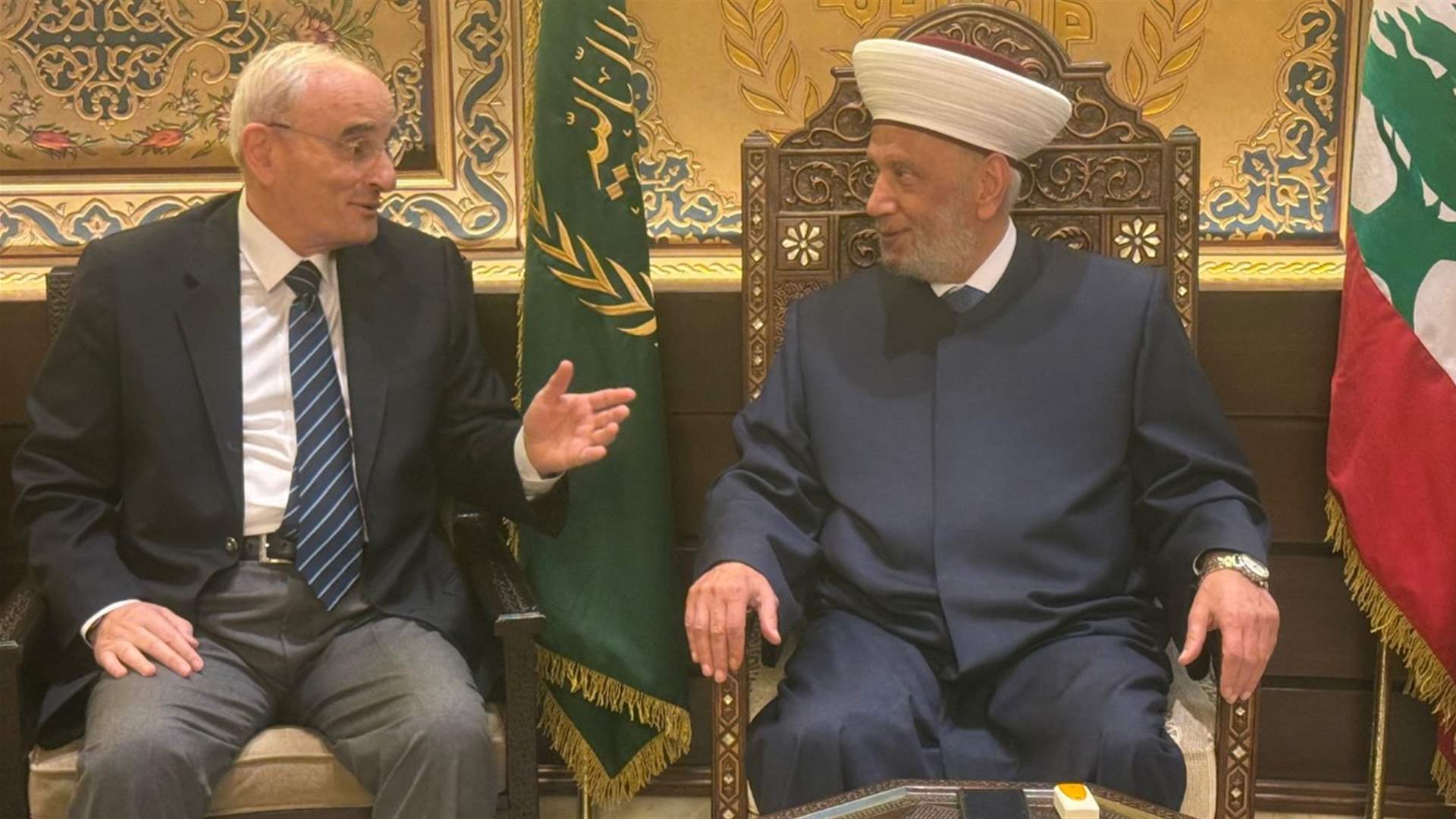 وزير الدفاع من دار الفتوى: بيروت هي مدينة الوحدة الوطنية والشعب الواحد والجيش الأوحد