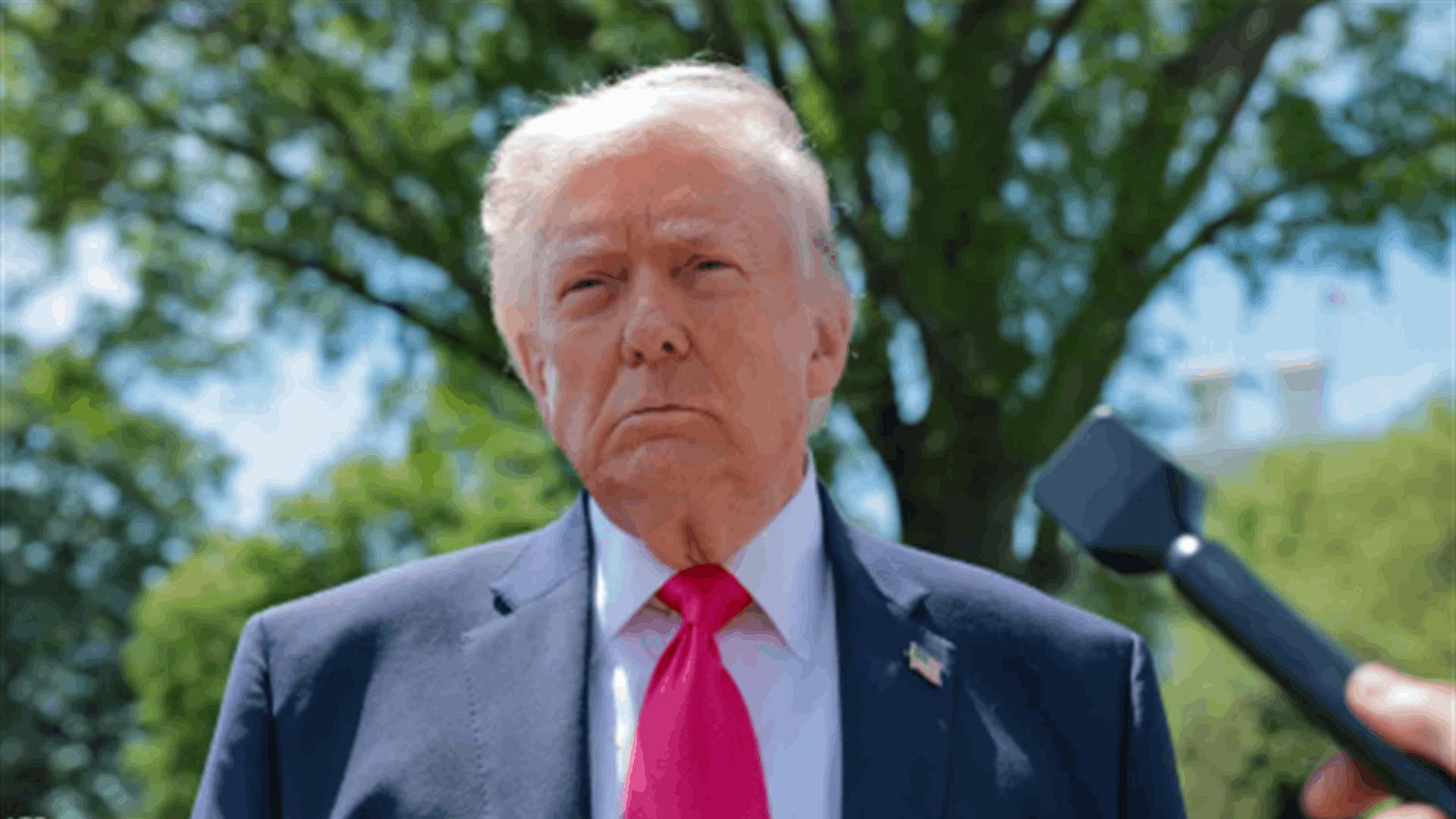 ترامب يطلب من نتنياهو كبح التصعيد في لبنان ويؤكد السعي لمنع انهيار وقف النار