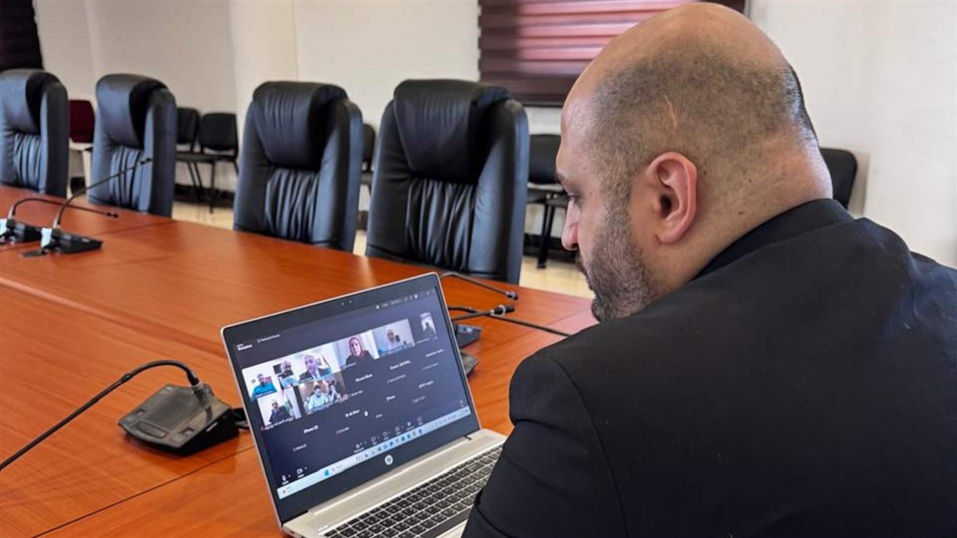 ناصر الدين تابع احتياجات مستشفيات الخطوط الأمامية وحيا صمود العاملين فيها وتضحياتهم