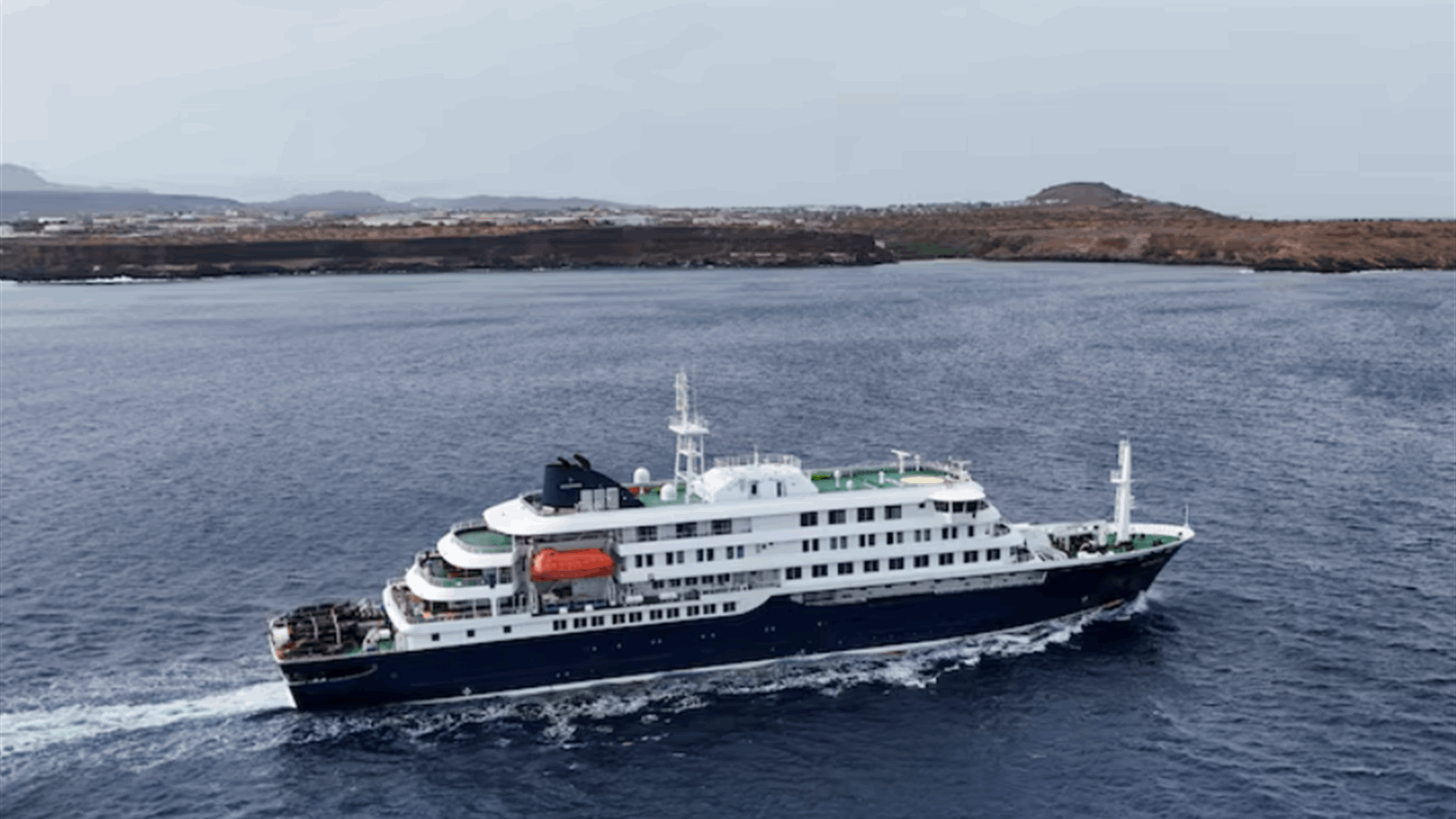 Countries scramble to track passengers of virus-hit cruise ship