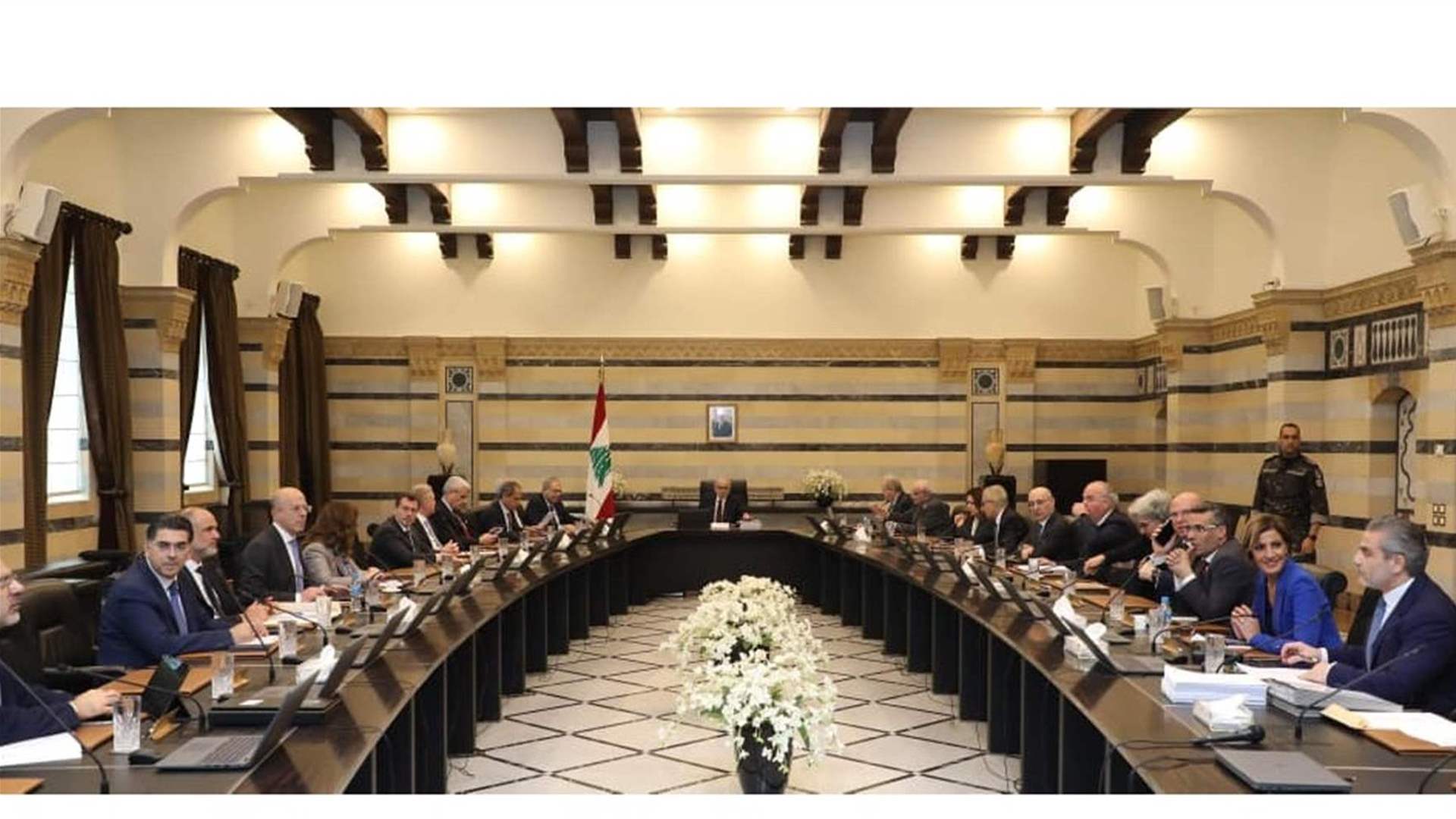 مجلس الوزراء اقر بنودًا ادارية ورئيس الحكومة بصدد زيارة سوريا لمناقشة مجالات التعاون
