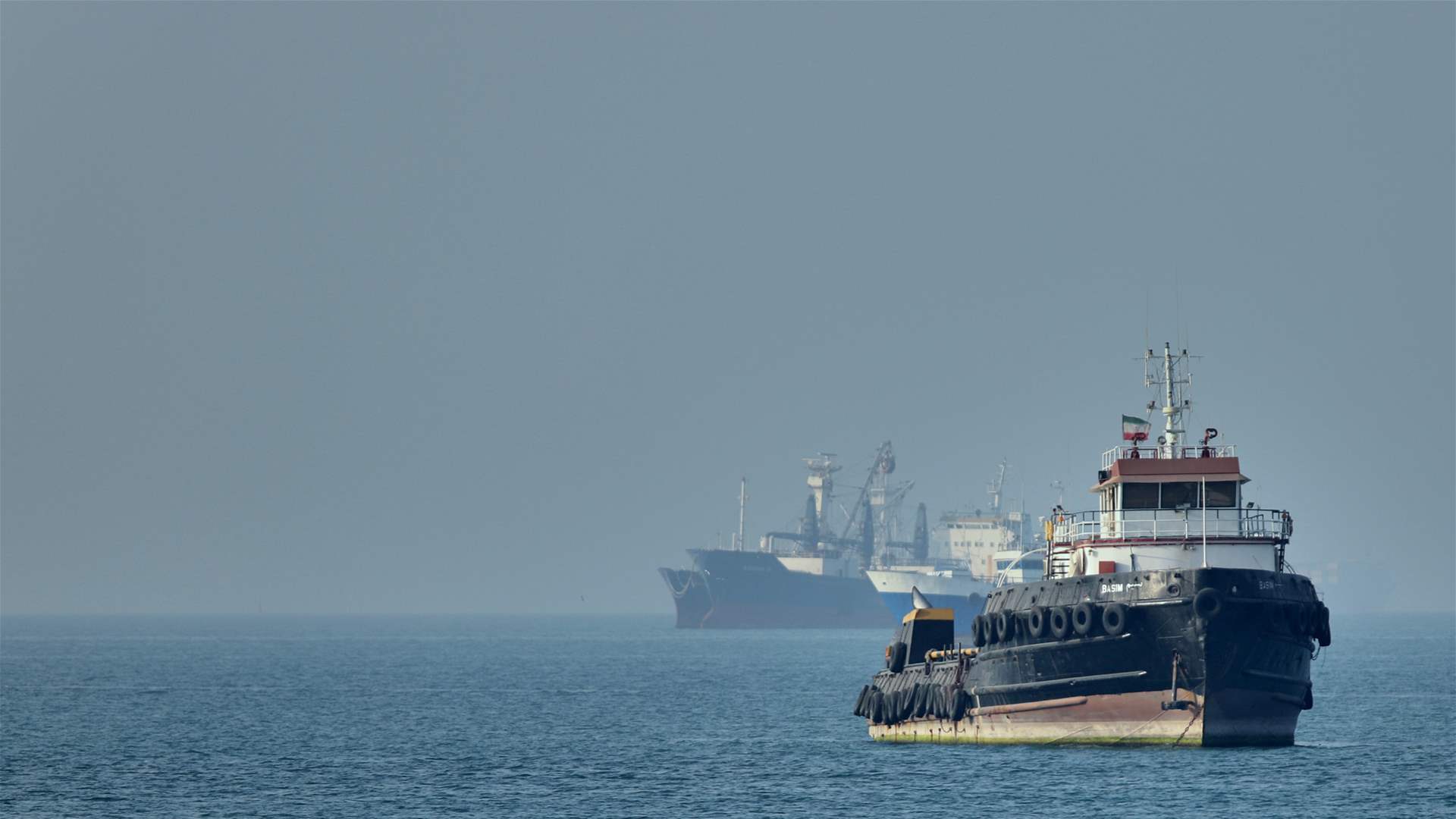 US strikes target empty oil tankers allegedly trying to break Iran blockade: Fox News 