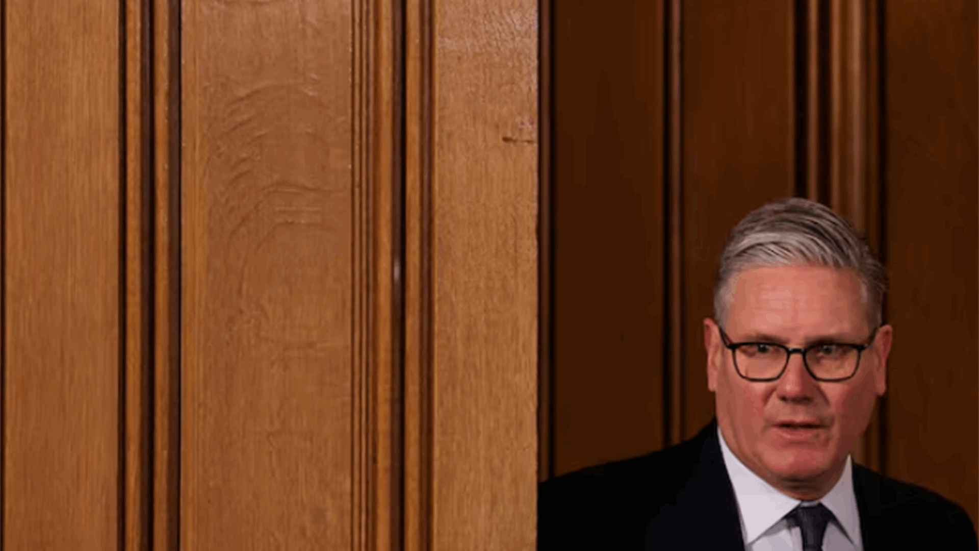 UK's Starmer facing crunch meeting as calls grow for him to quit
