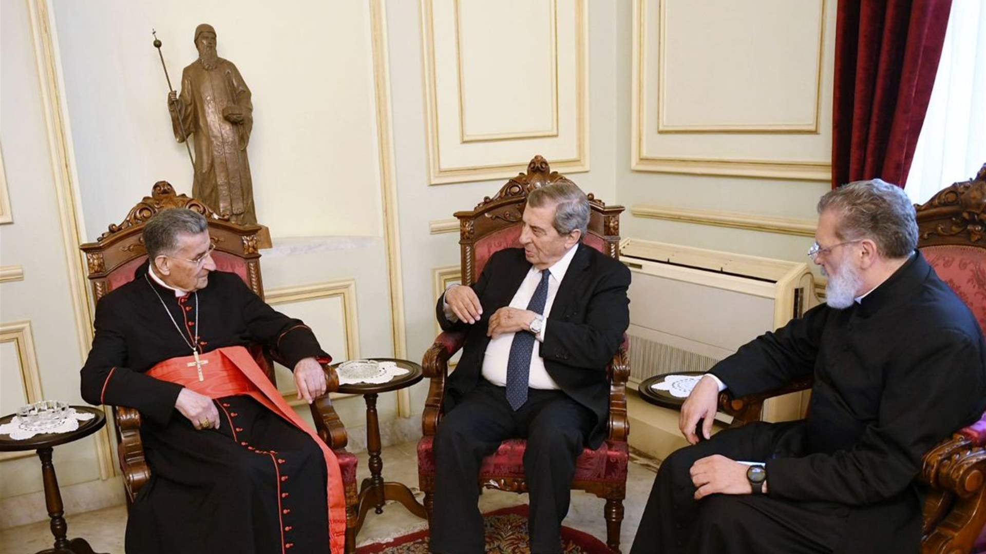 الراعي استقبل الفرزلي: لبنان يحتاج إلى قدر كبير من الحكمة والمسؤولية الوطنية