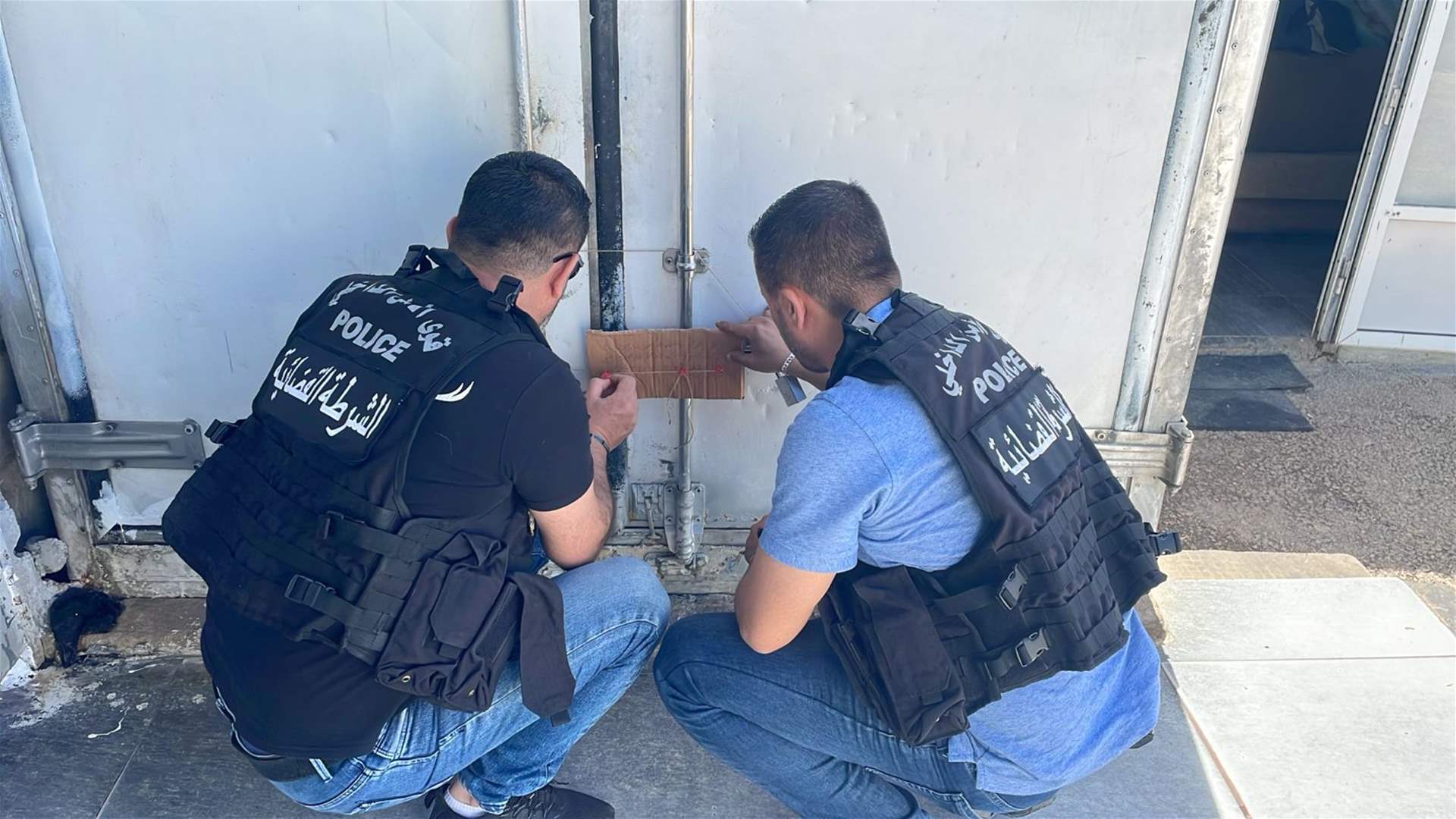 وزارتا الزراعة والصناعة تواصلان حملتهما الرقابية: إقفال 15 معملاً في البقاع ومستودعين في بيروت لتصنيع الألبان والأجبان 