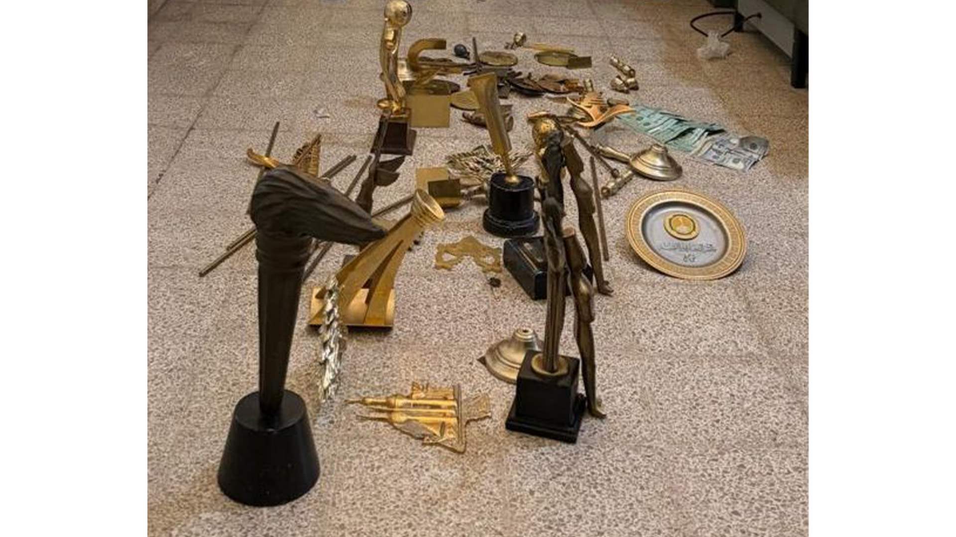 عصابة تنشط بأعمال سرقة بواسطة الكسر والخلع من داخل منازل ومحال تجارية... وشعبة المعلومات توقف أفرادها