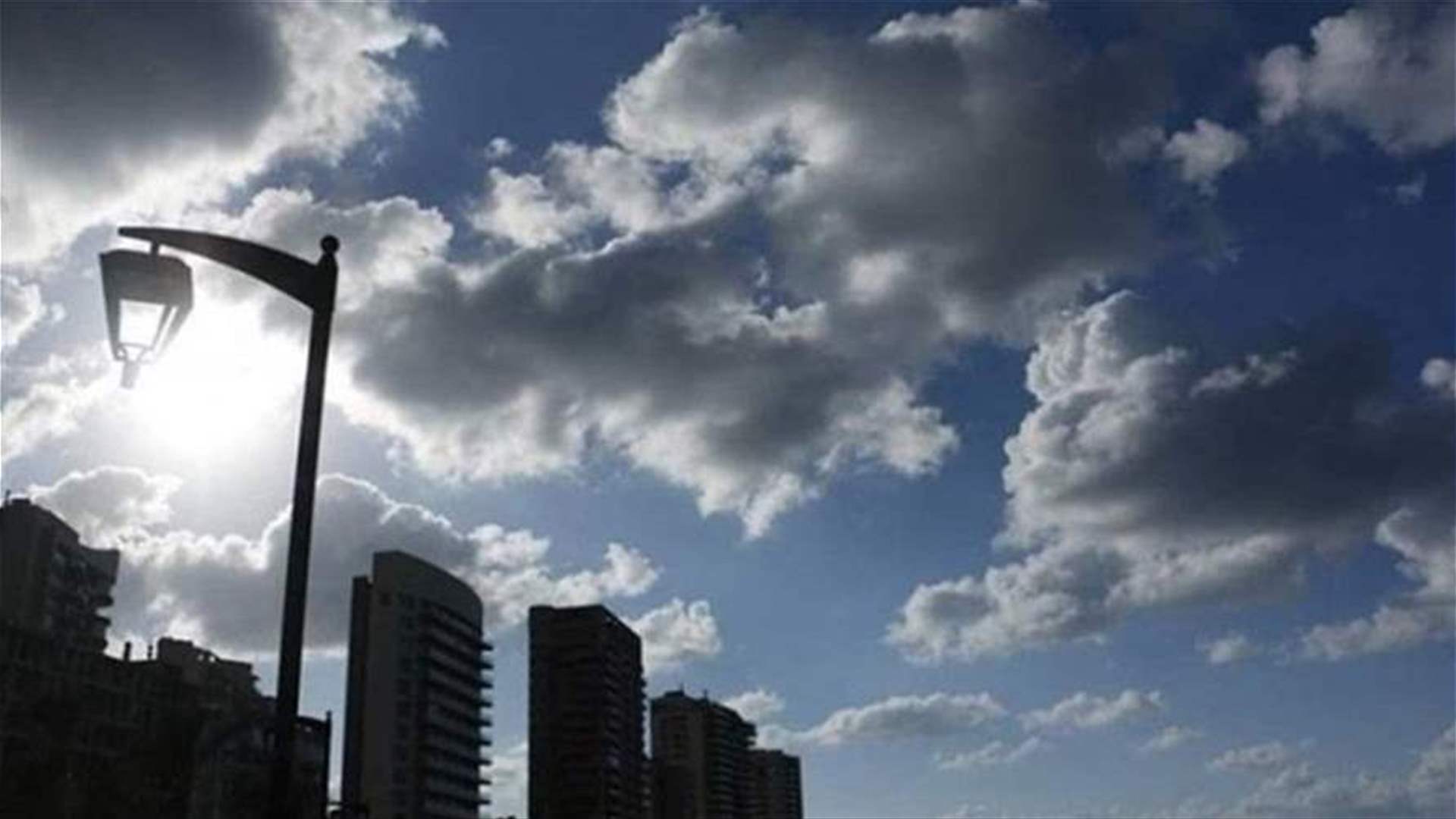 طقس متقلّب وانخفاض في الحرارة