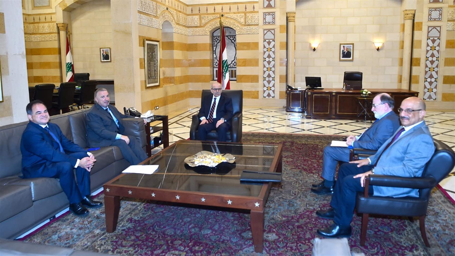 سلام استقبل كاريه مع مدير مكتب البنك الدولي في لبنان