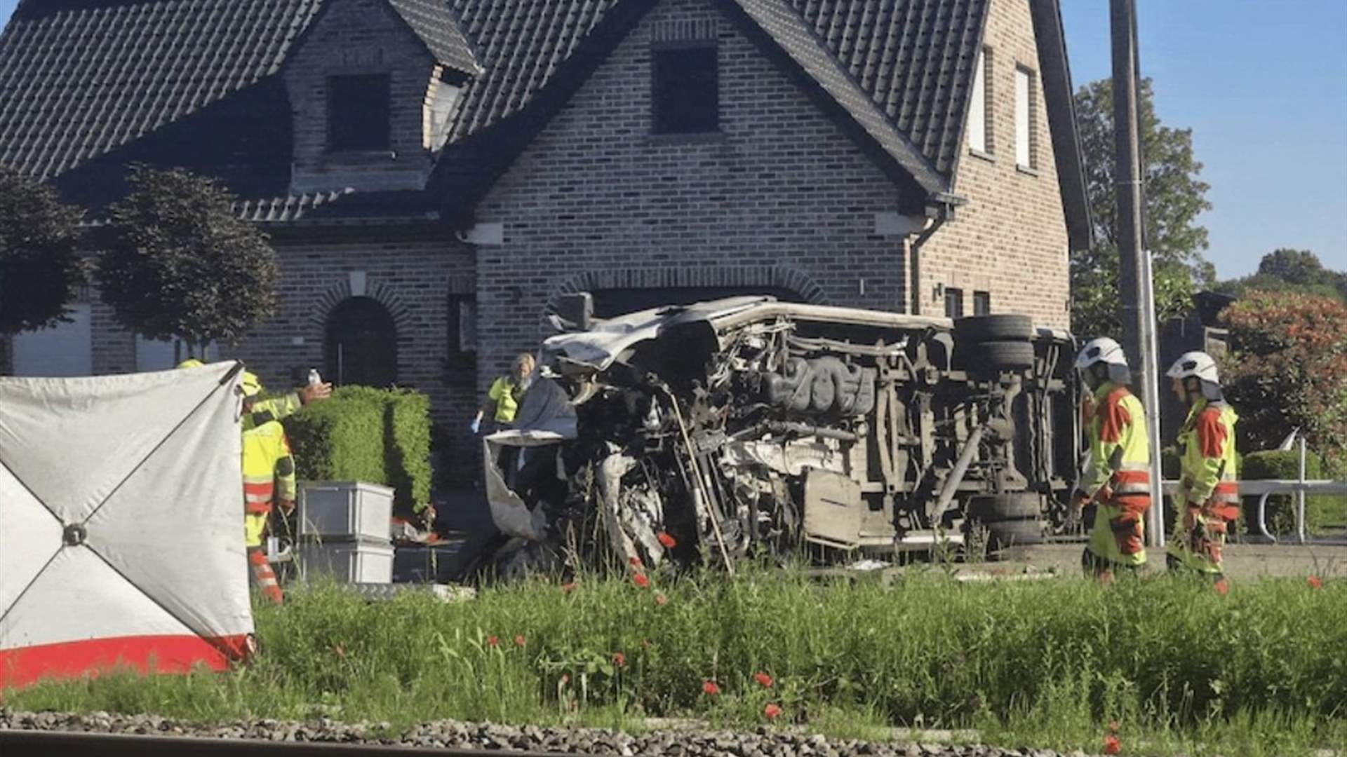Four people killed in train collision with Belgian school bus