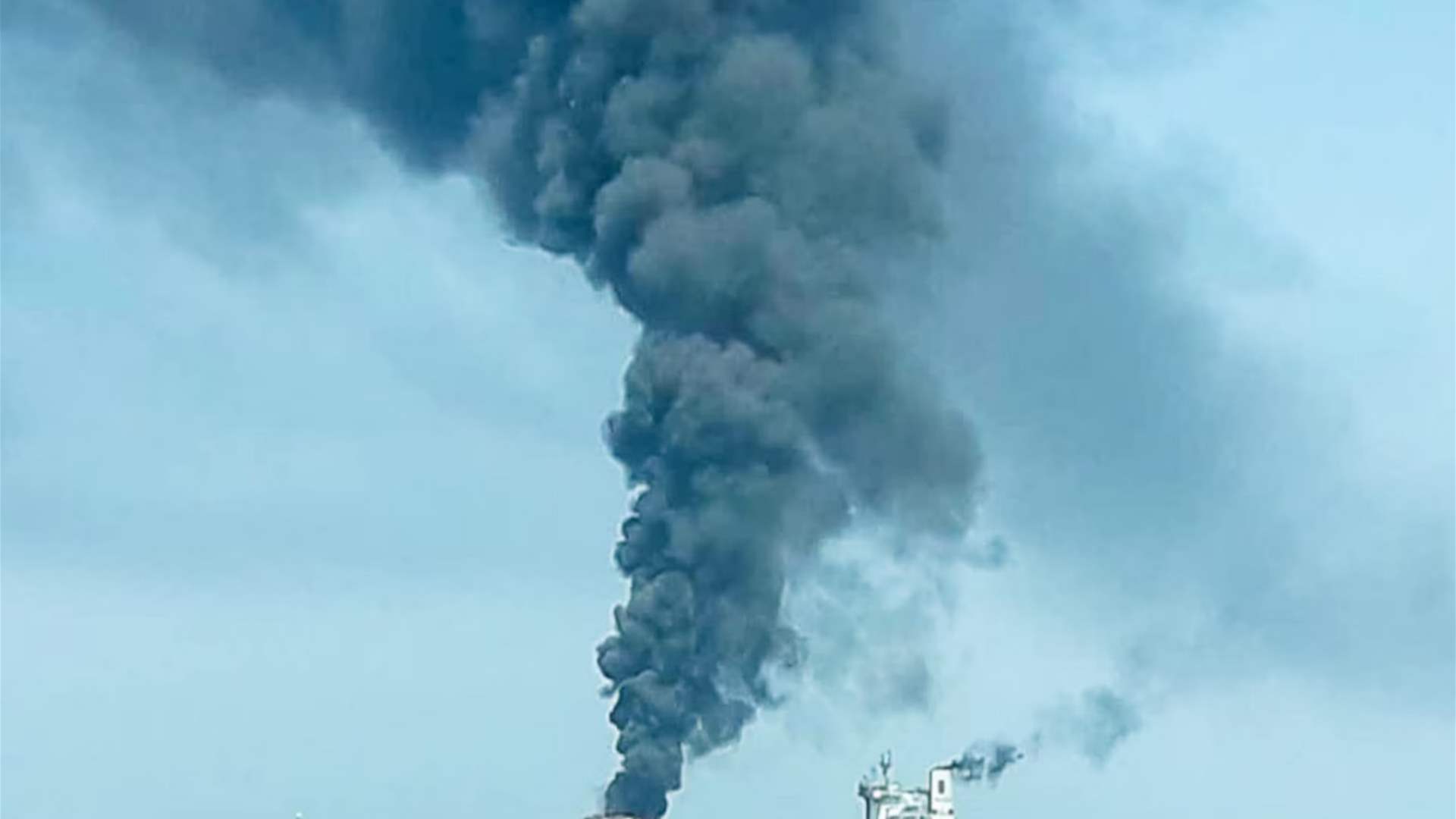 Explosion damages tanker off Oman: UKMTO
