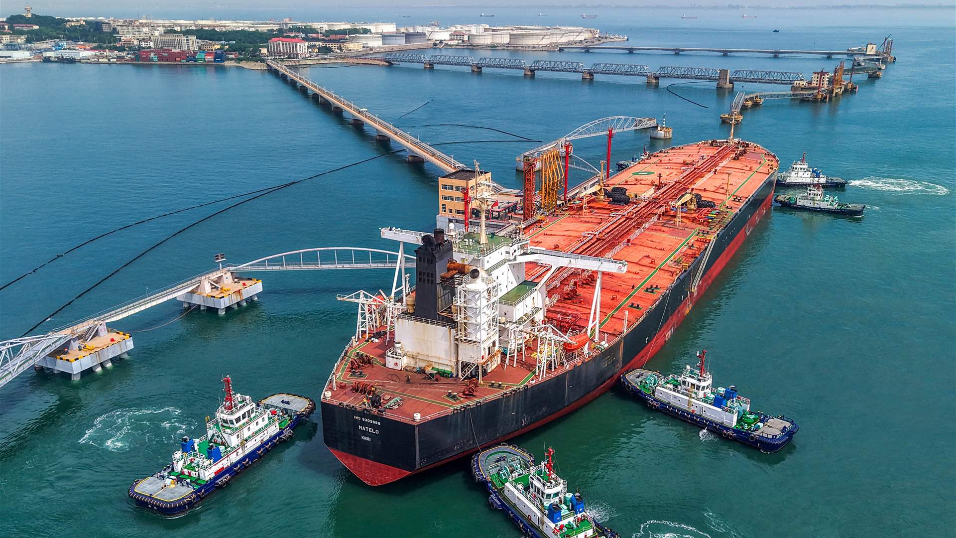 Brent crude jumps more than 5% on new Mideast concerns