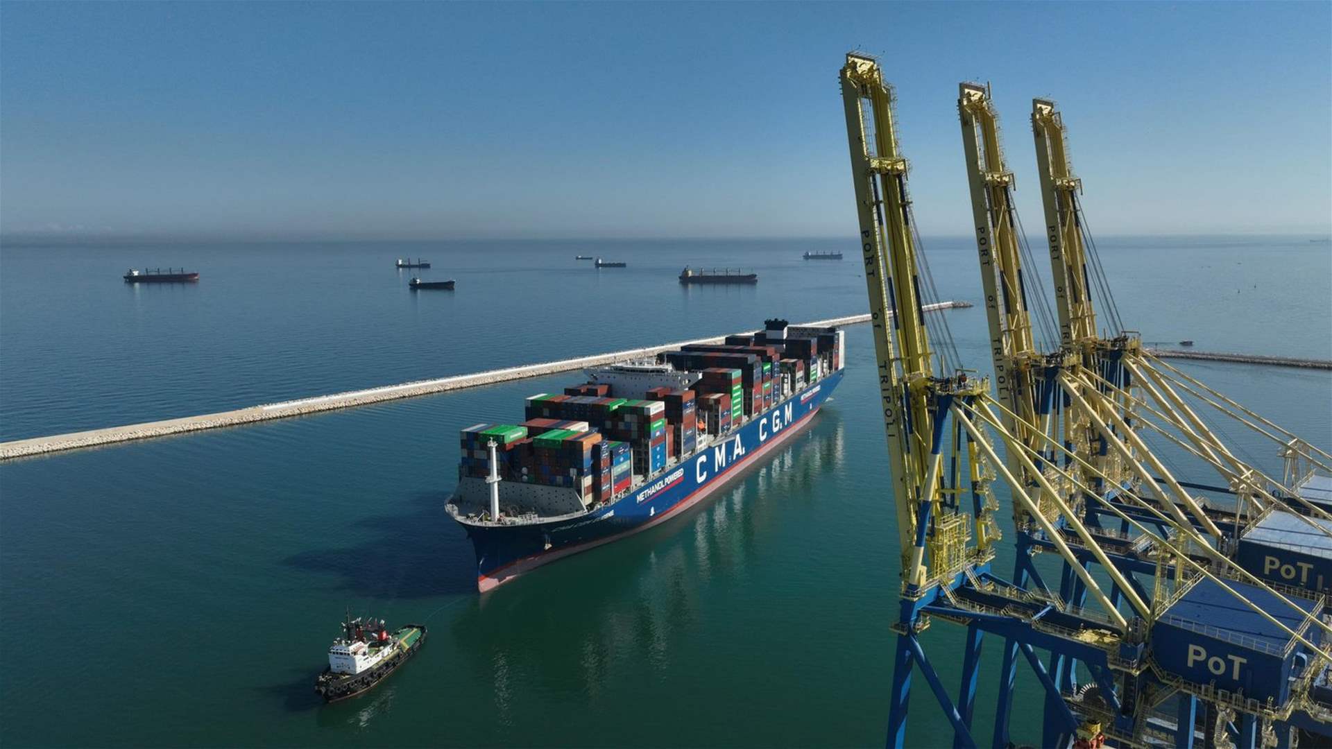 CMA CGM EUGENIE... أكبر سفينة حاويات ترسو في محطة حاويات مرفأ طرابلس