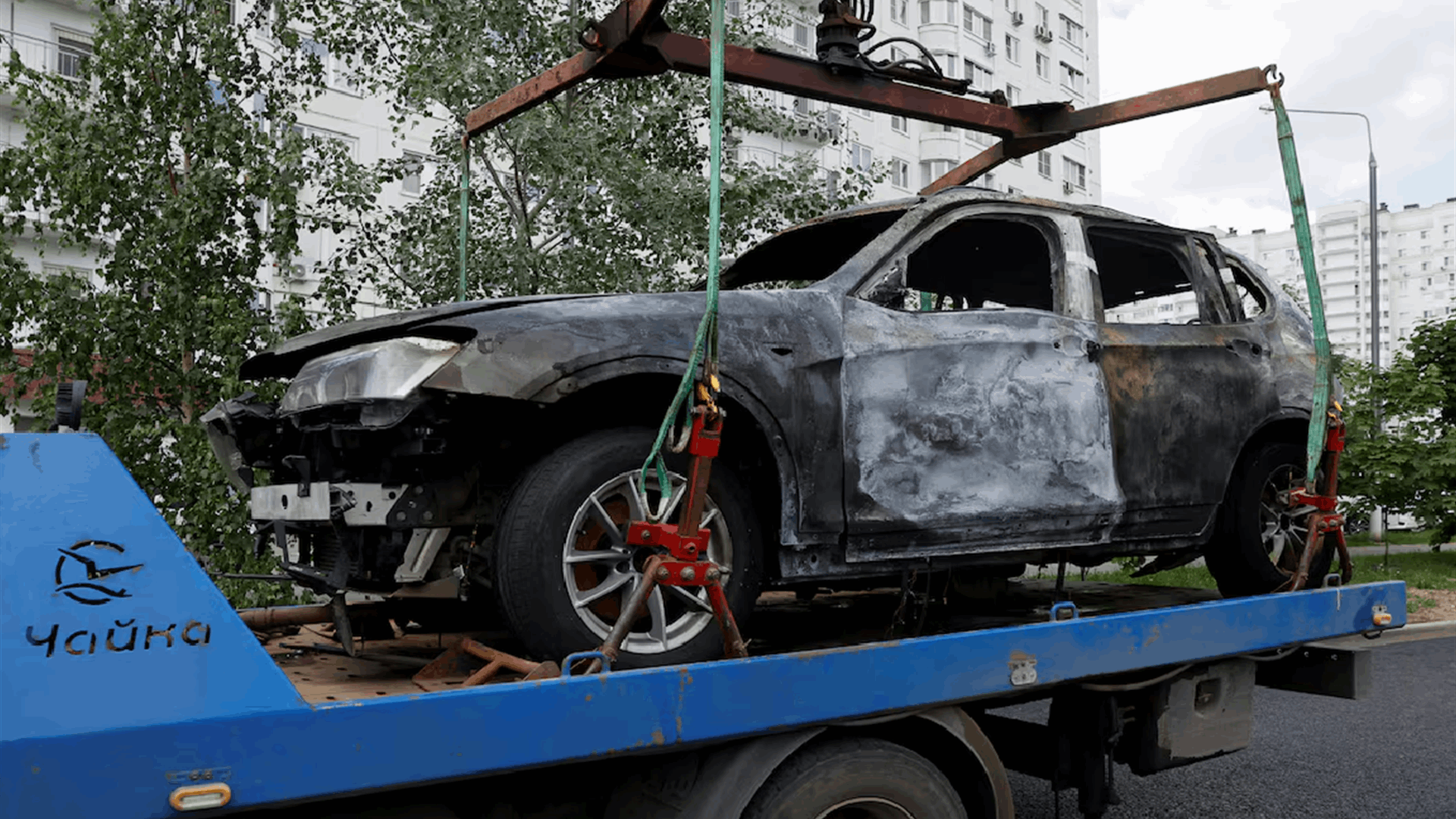 Russia probes two car bombs in Moscow