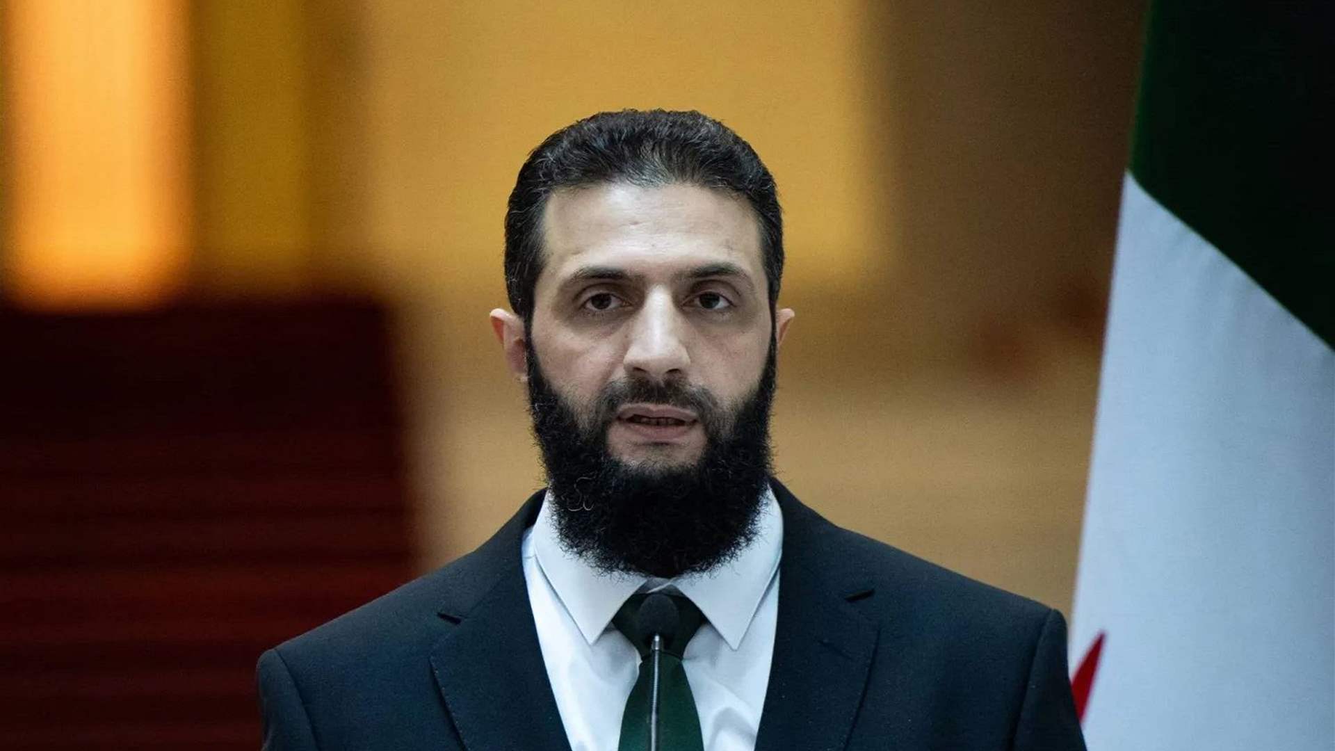الشرع يؤكد أن لا نية لسوريا الدخول إلى لبنان 