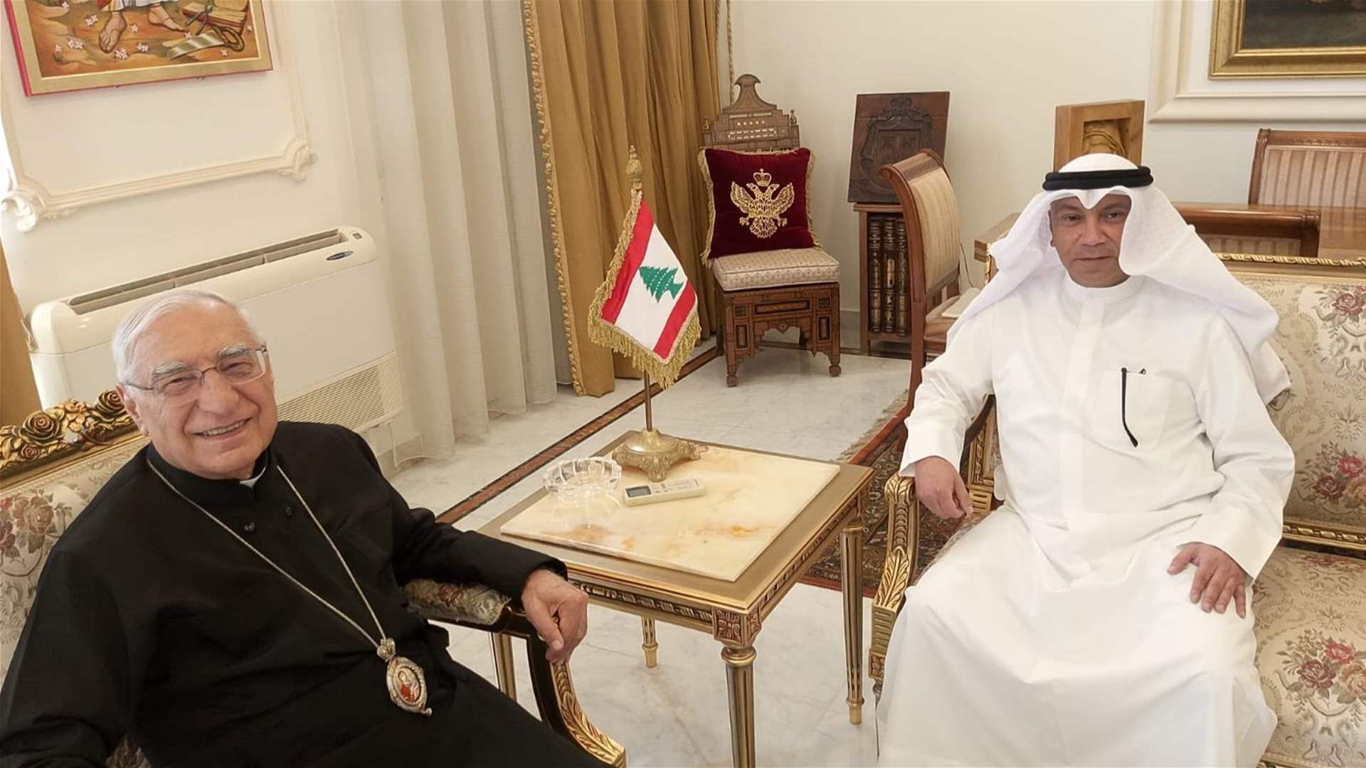 العبسي يستقبل سفير الكويت الجديد محمد الشارجي 