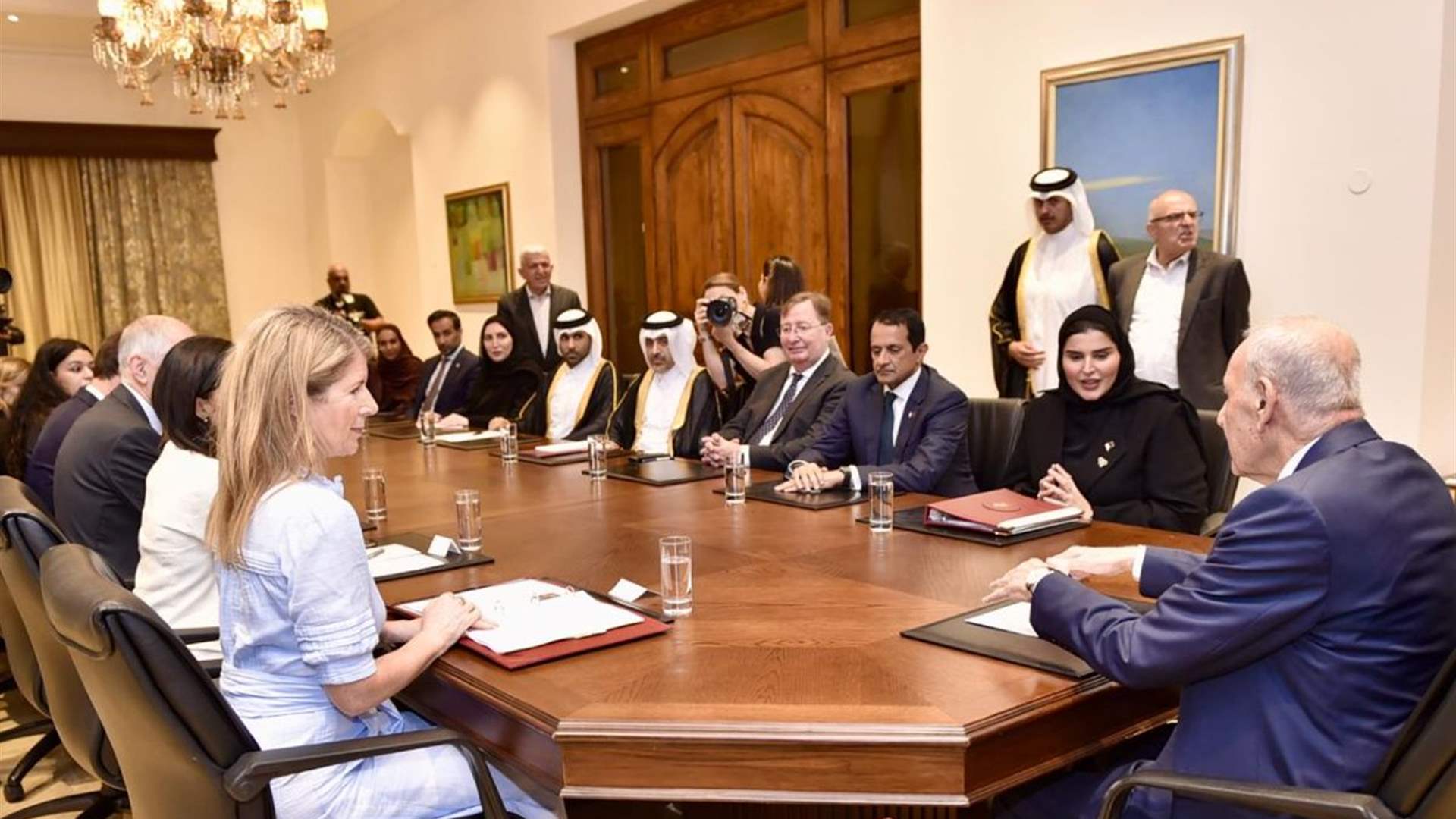 وفد وزاري من قطر وفرنسا وبريطانيا في عين التينة وبري بحث مع زواره شؤونا وطنية... 