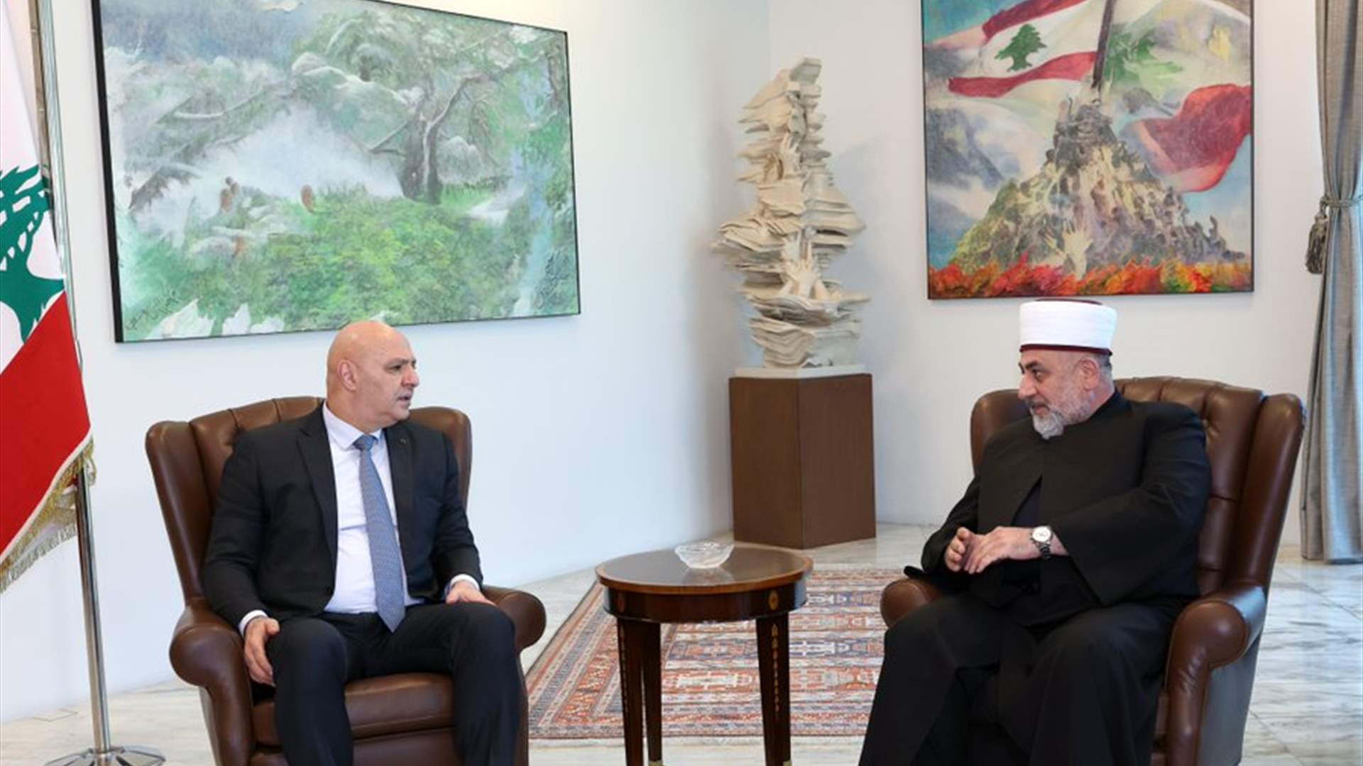  رئيس المجلس الإسلامي العلوي أعرب عن دعم أبناء الطائفة العلوية لمواقف عون والخطوات التي يتخذها بالتعاون مع الحكومة