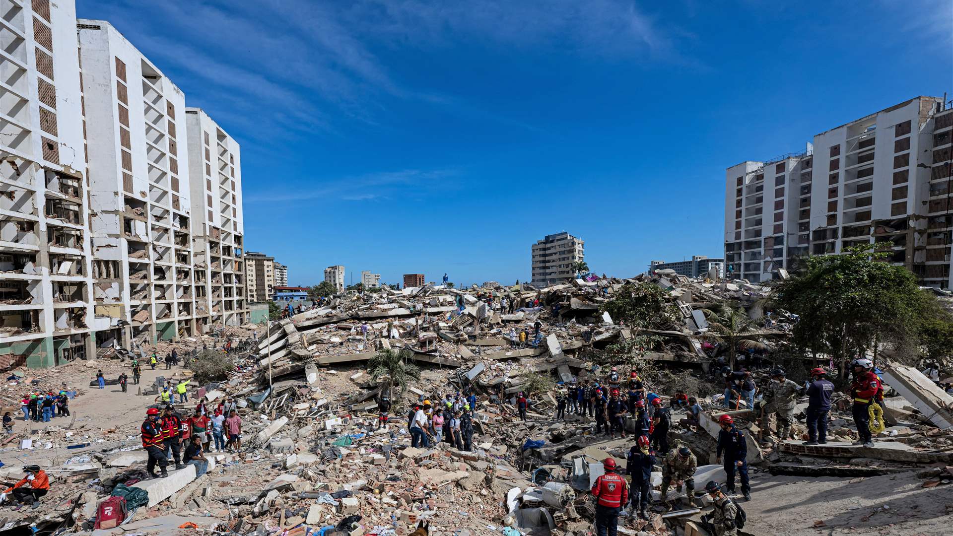Strong aftershock felt in Caracas, days after devastating quakes