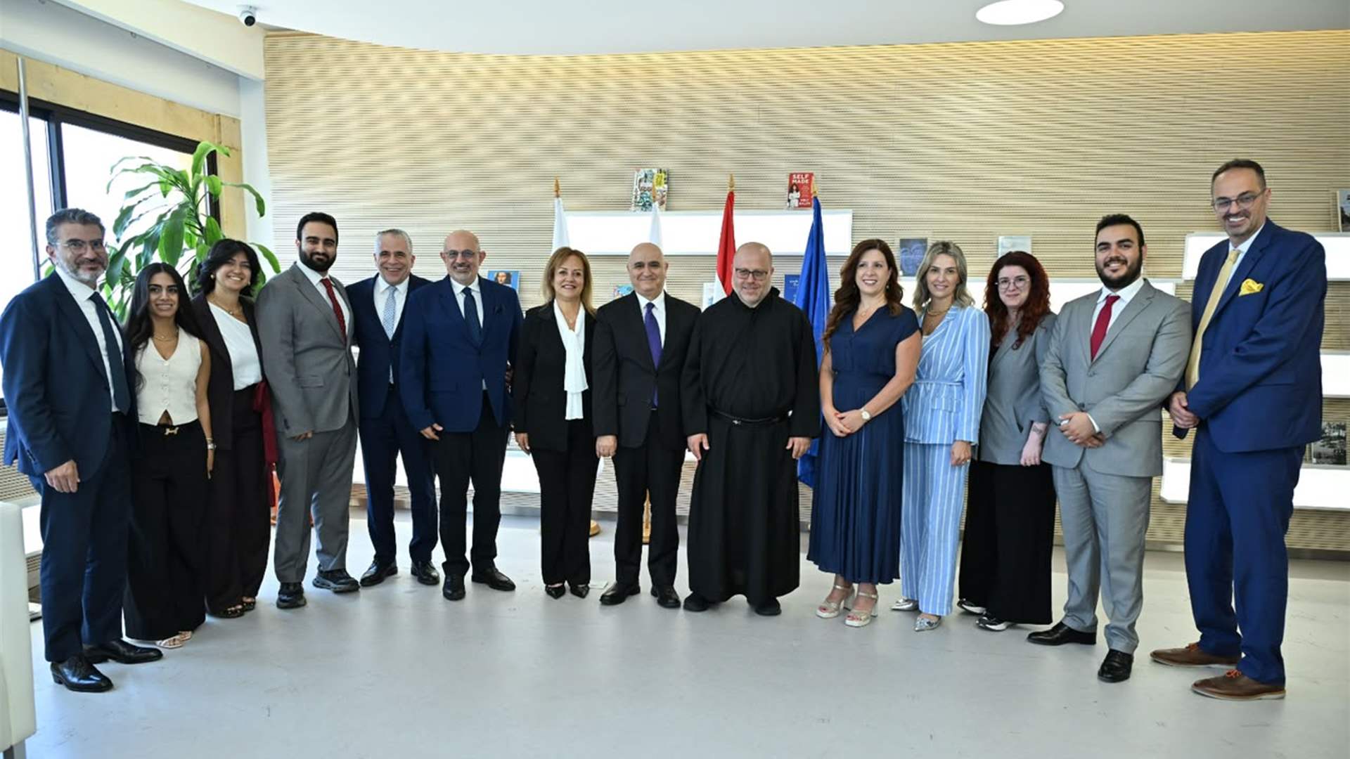 اتفاقية رائدة بين جامعة الروح القدس – الكسليك وشركة الدكاش للزراعة: 1200 متر مربع للزراعة المحمية الحديثة (صور)