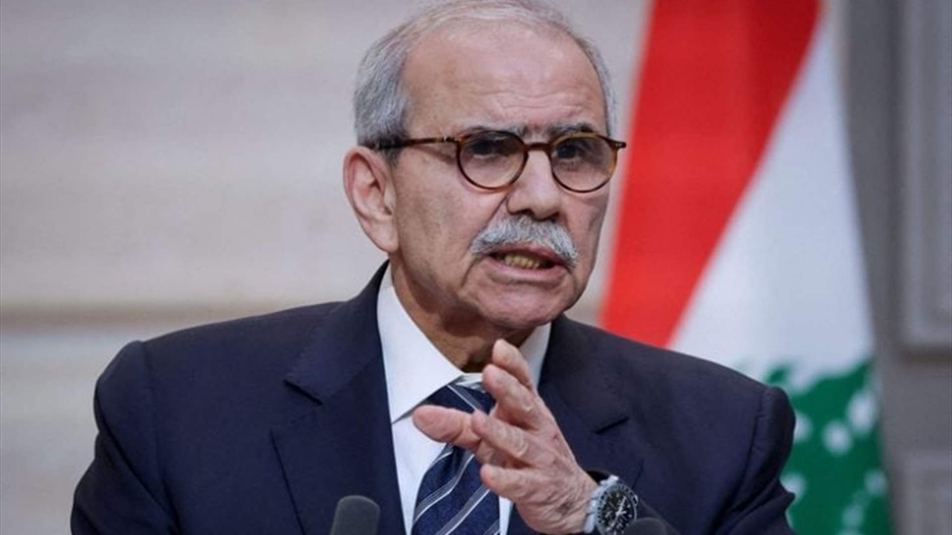 بعد انقلاب حافلة المعتمرين اللبنانيين في درعا... سلام: كلفت متري وشاهين متابعة اوضاع الضحايا والمصابين