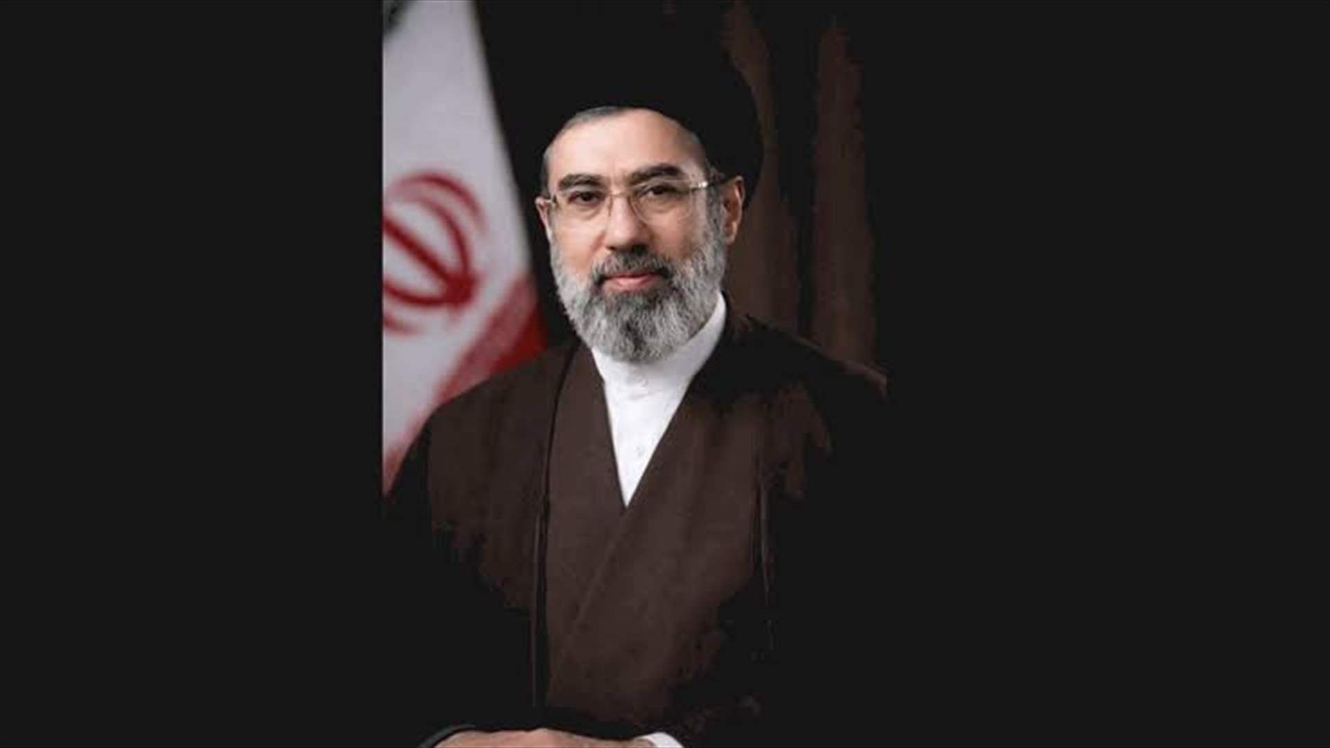خامنئي يتعهد بالثأر لوالده