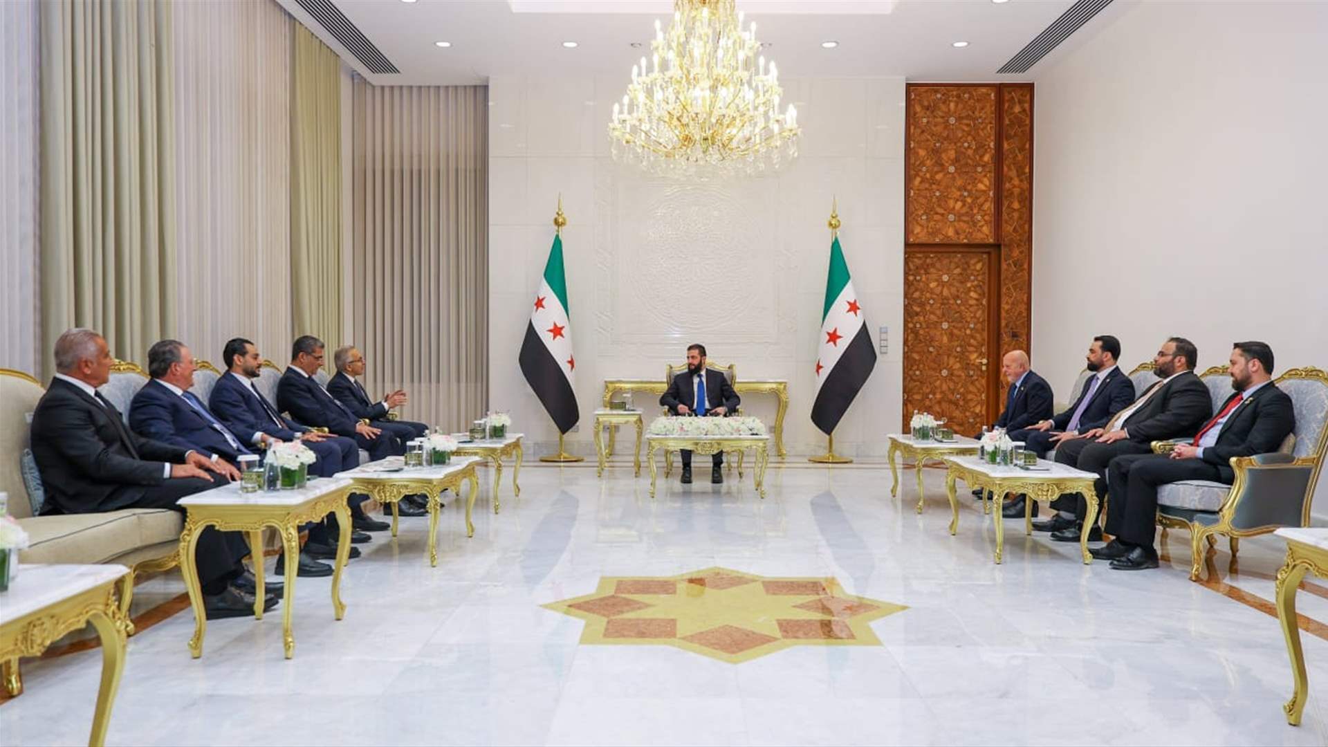 صورة من لقاء الرئيس السوريّ والوفد الإقتصاديّ اللبنانيّ