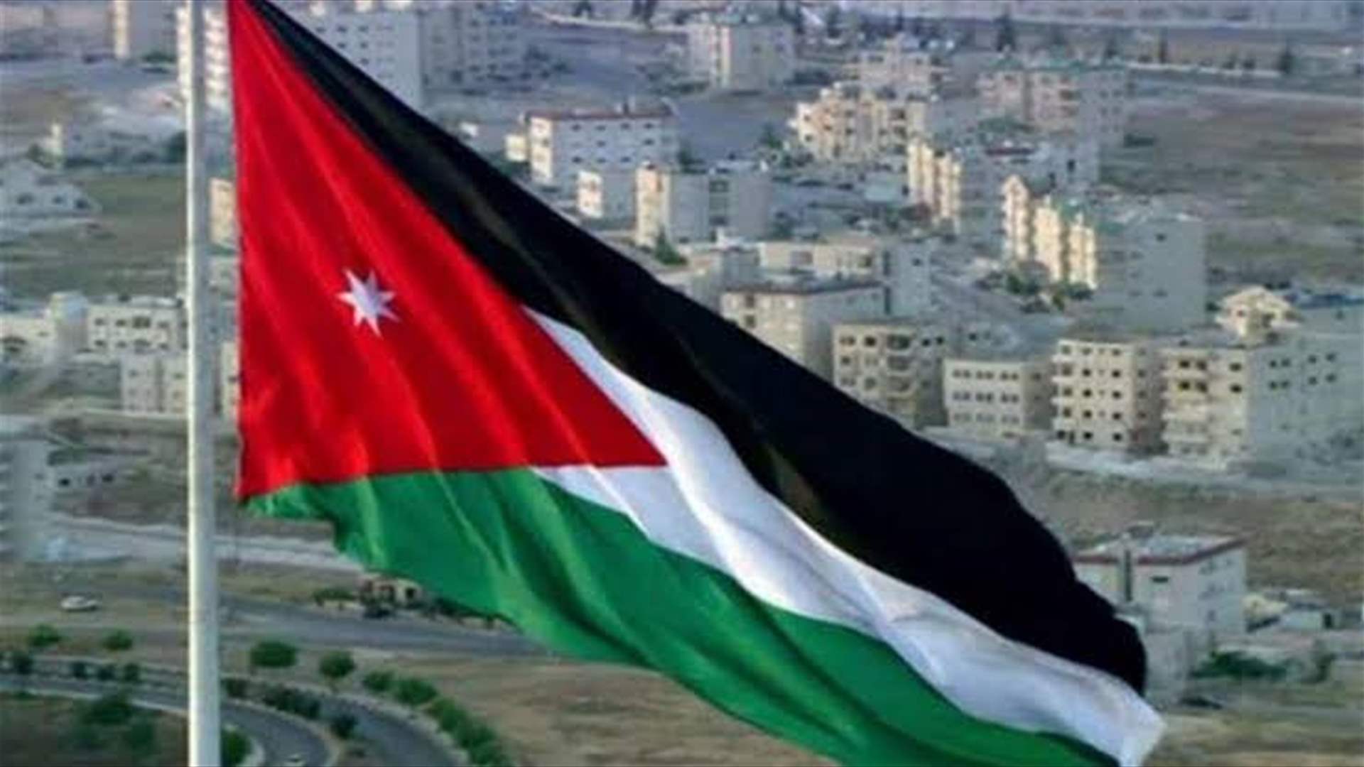 وكالة نقلا عن المتحدث باسم الحكومة: الأردن لم يصدر أي أمر إخلاء لمطار أو ميناء العقبة